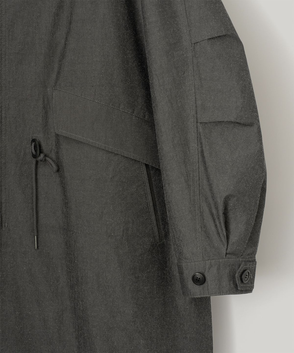 어나더 오피스(ANOTHER OFFICE) Silk Nep Mods Coat (Coal)