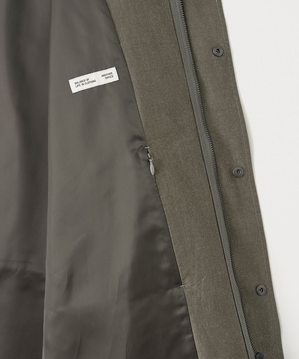 어나더 오피스(ANOTHER OFFICE) Silk Nep Mods Coat (Khaki)
