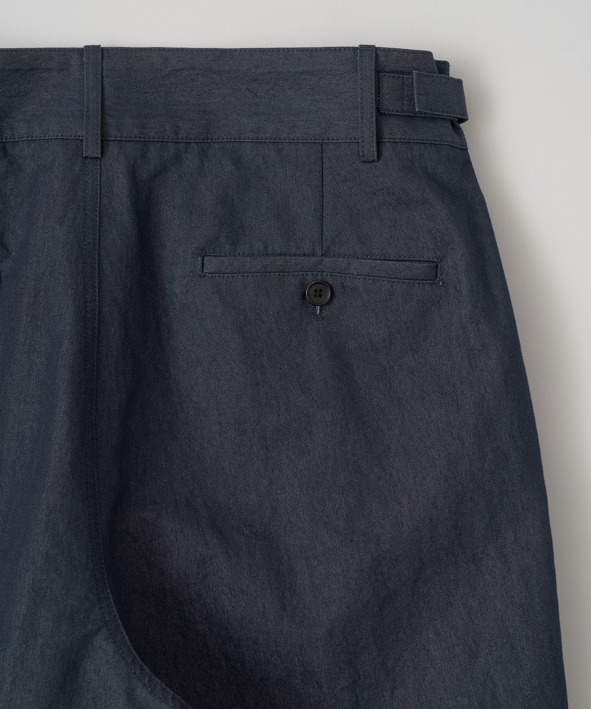 어나더 오피스(ANOTHER OFFICE) Santiago Officer Denim Pants (Indigo)