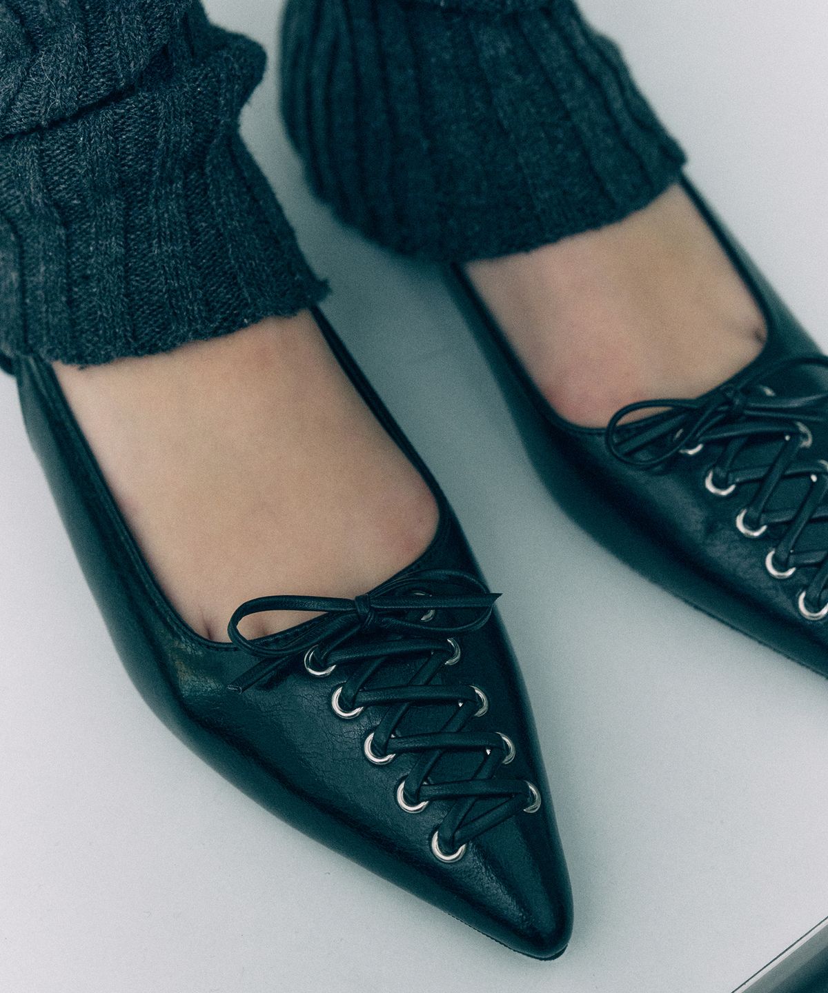 무드나잇(MOODNIGHT) Khai Low 카이 로우 아일렛 스틸레토 플랫슈즈 - 4colors