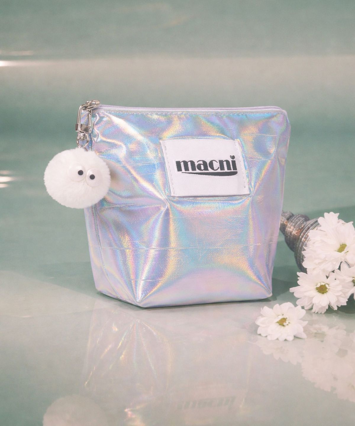 마크니(MACNI) COSMIC STANDY POUCH SILVER