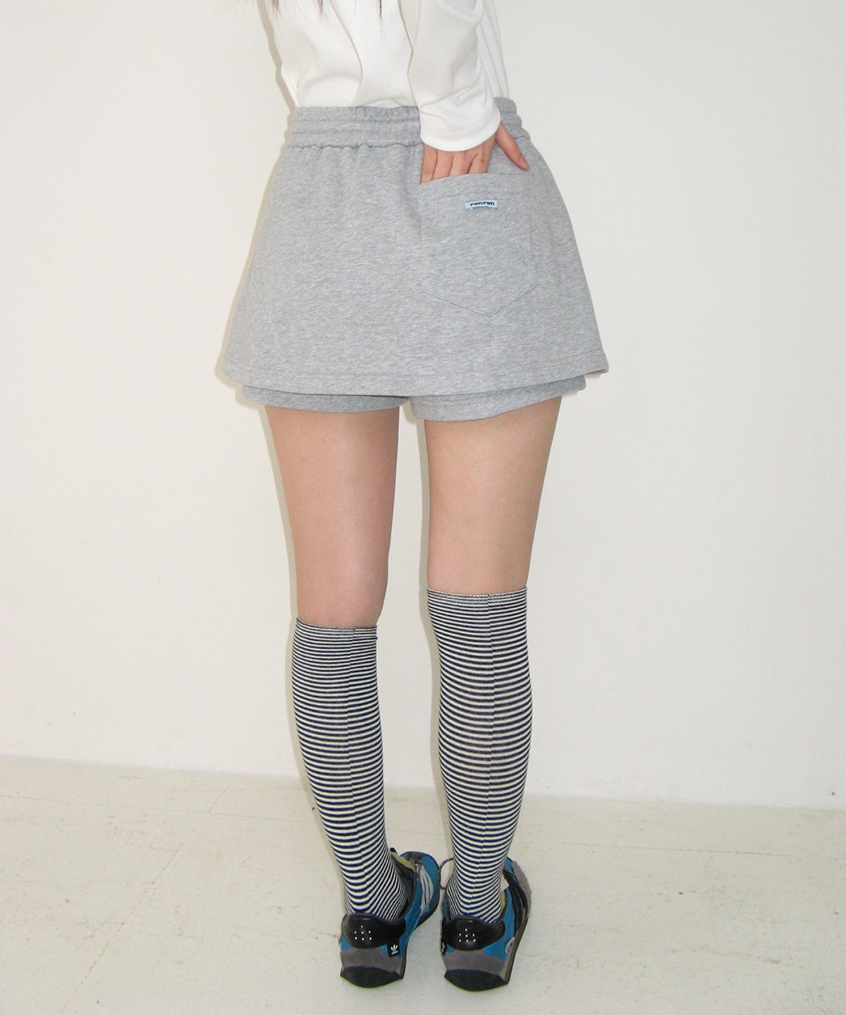 론론(RONRON) FRONT POCKET SKIRT PANTS GREY