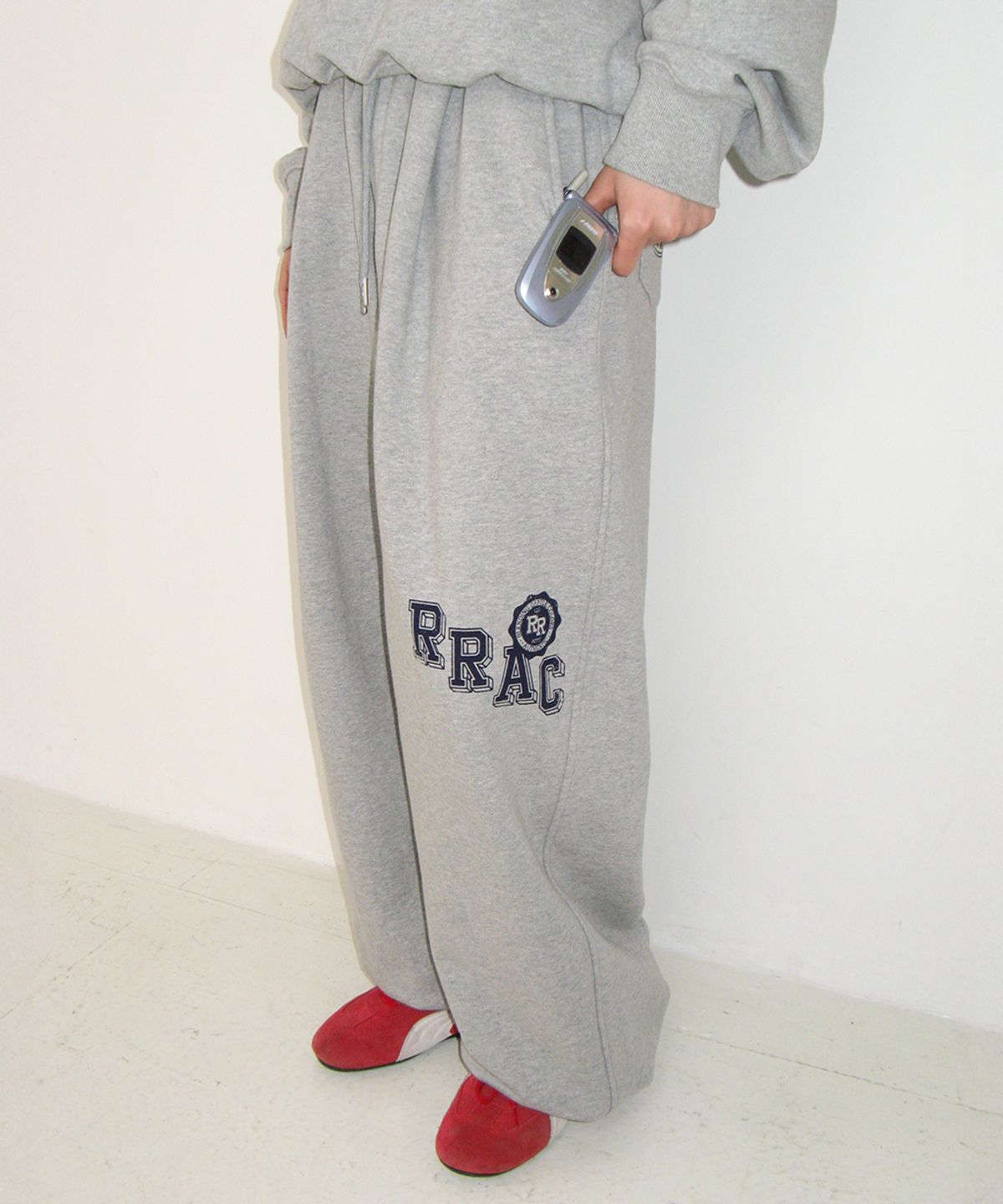 론론(RONRON) RRAC WIDE SWEAT PANTS GREY