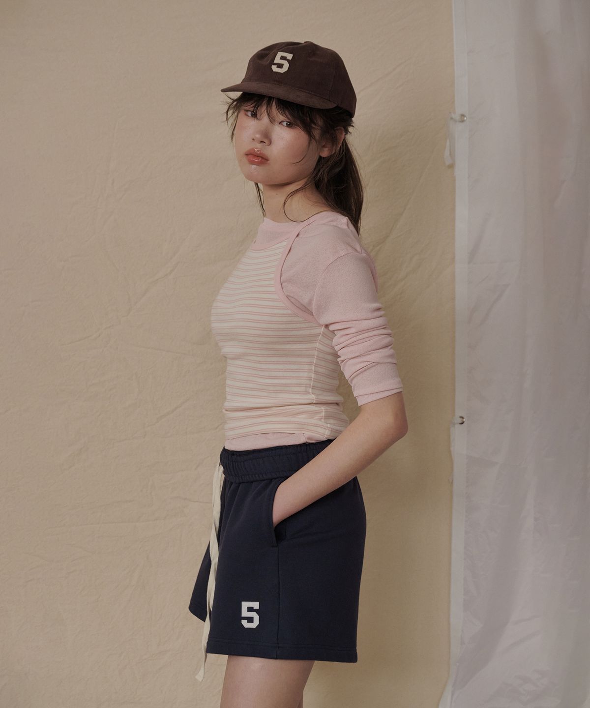 오끼뜨(OGGITT) 5 하프 스웻 팬츠 네이비