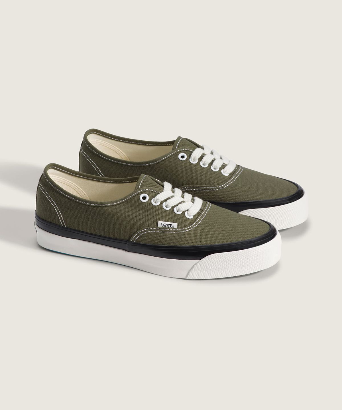 반스(VANS) 프리미엄 어센틱 데크 44 LX - 올리브 / VN000EFZOLV1
