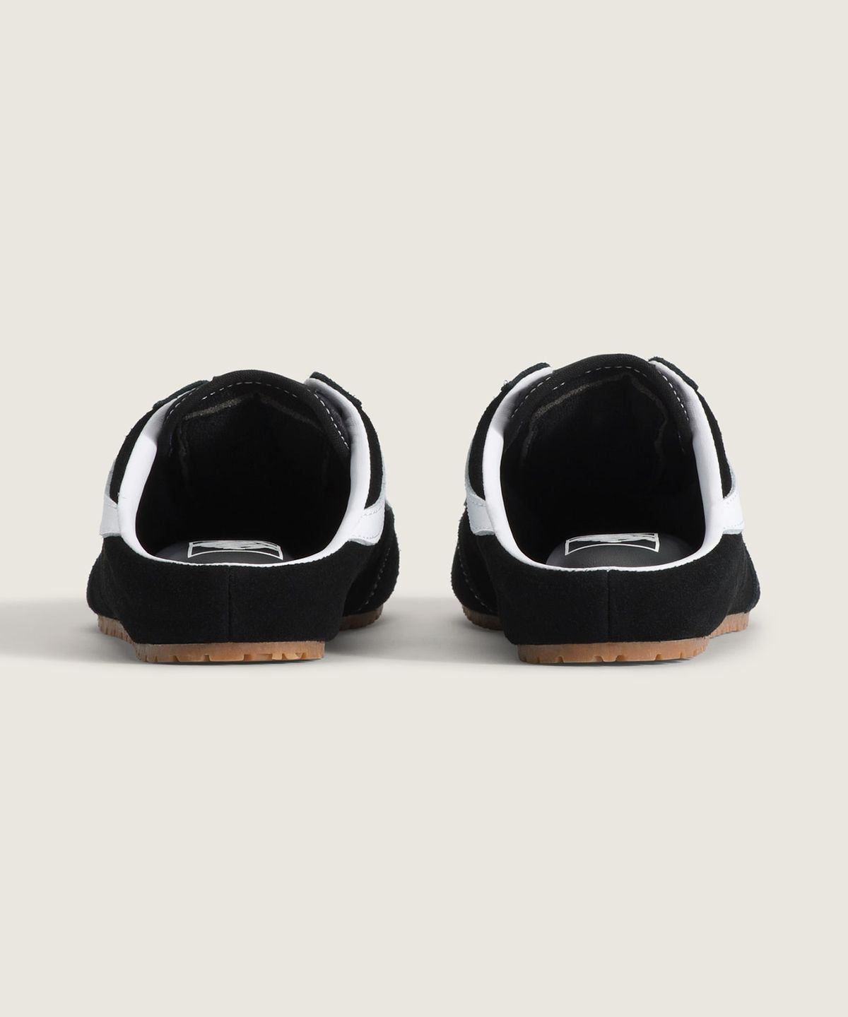반스(VANS) 슈퍼 로우 프로 뮬 - 블랙:화이트 / VN000EEWBA21