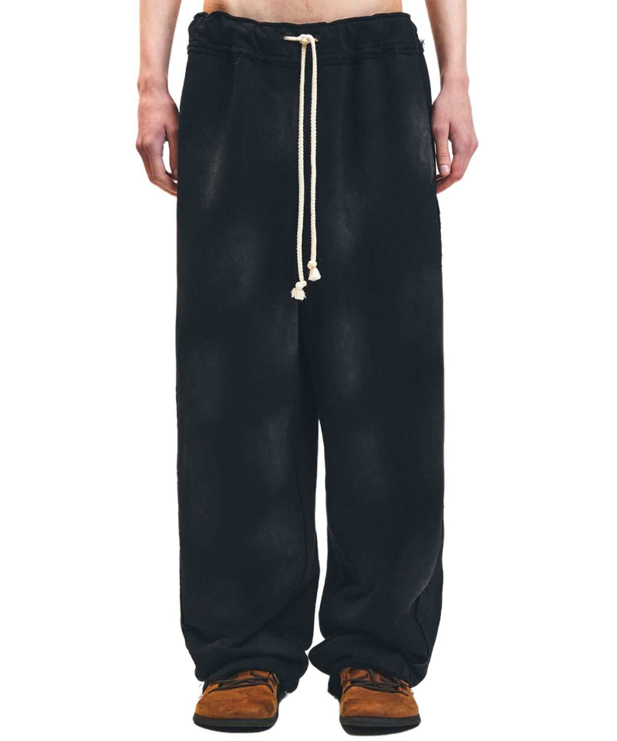레어리티스(NINE RARITIES) Washed Frayed Sweatpants