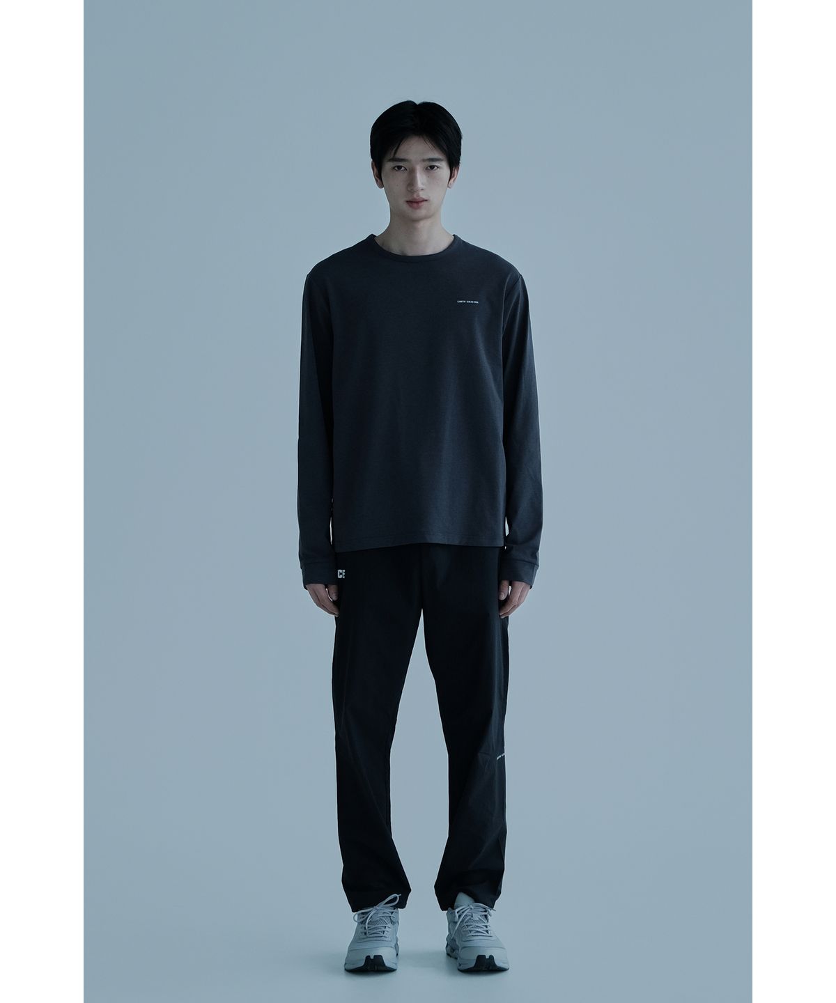 얼스캄에라(EARTH CALM ERA) 소프트 에센셜 롱슬리브_그레이