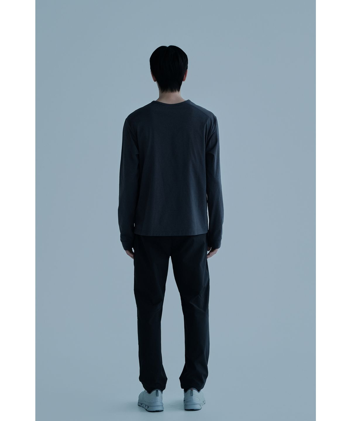 얼스캄에라(EARTH CALM ERA) 소프트 에센셜 롱슬리브_그레이