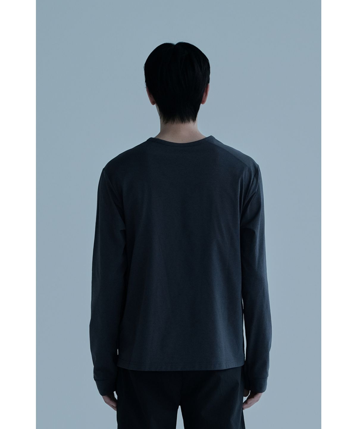얼스캄에라(EARTH CALM ERA) 소프트 에센셜 롱슬리브_그레이