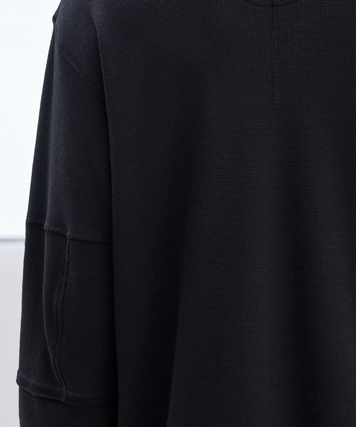 폼리쉬(FORMLICH) RAW CUT LS / BLACK