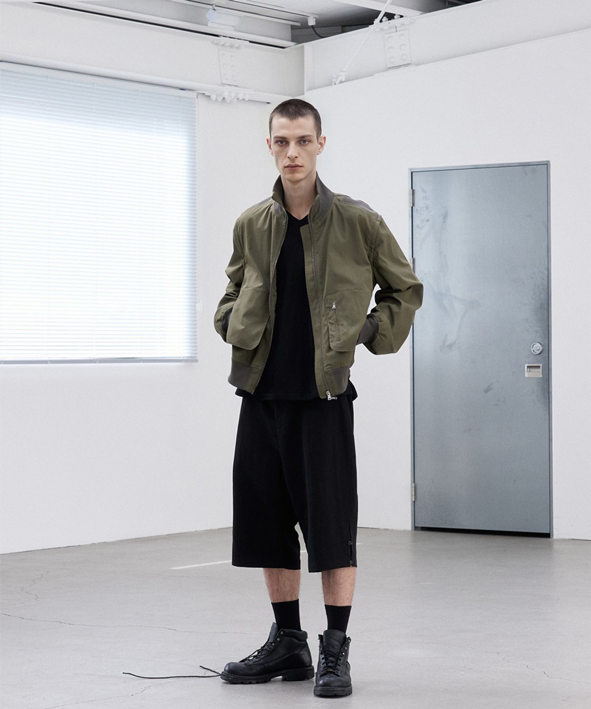 폼리쉬(FORMLICH) FLIGHT JACKET / KHAKI