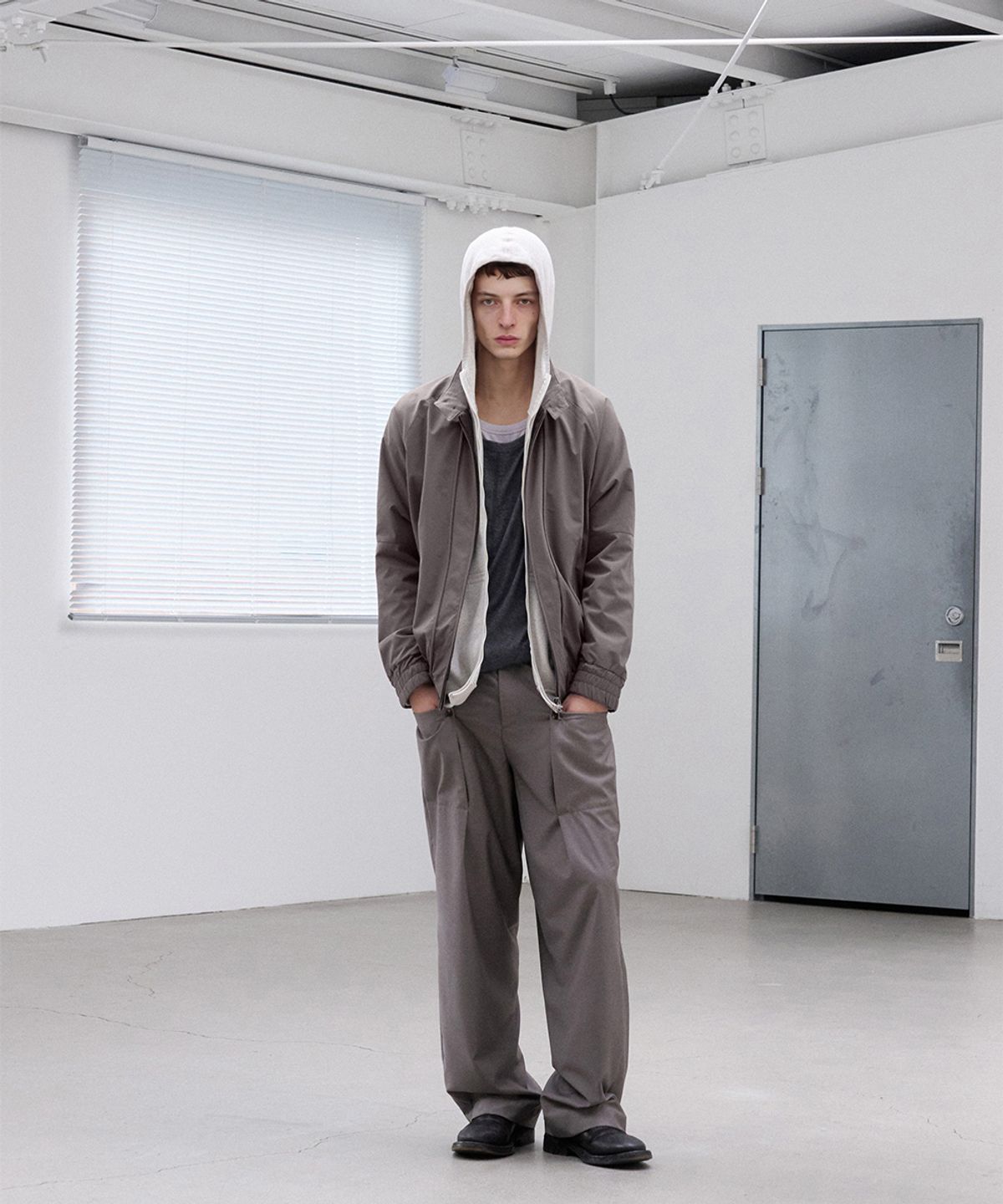 폼리쉬(FORMLICH) HARRINGTON JACKET / TAUPE