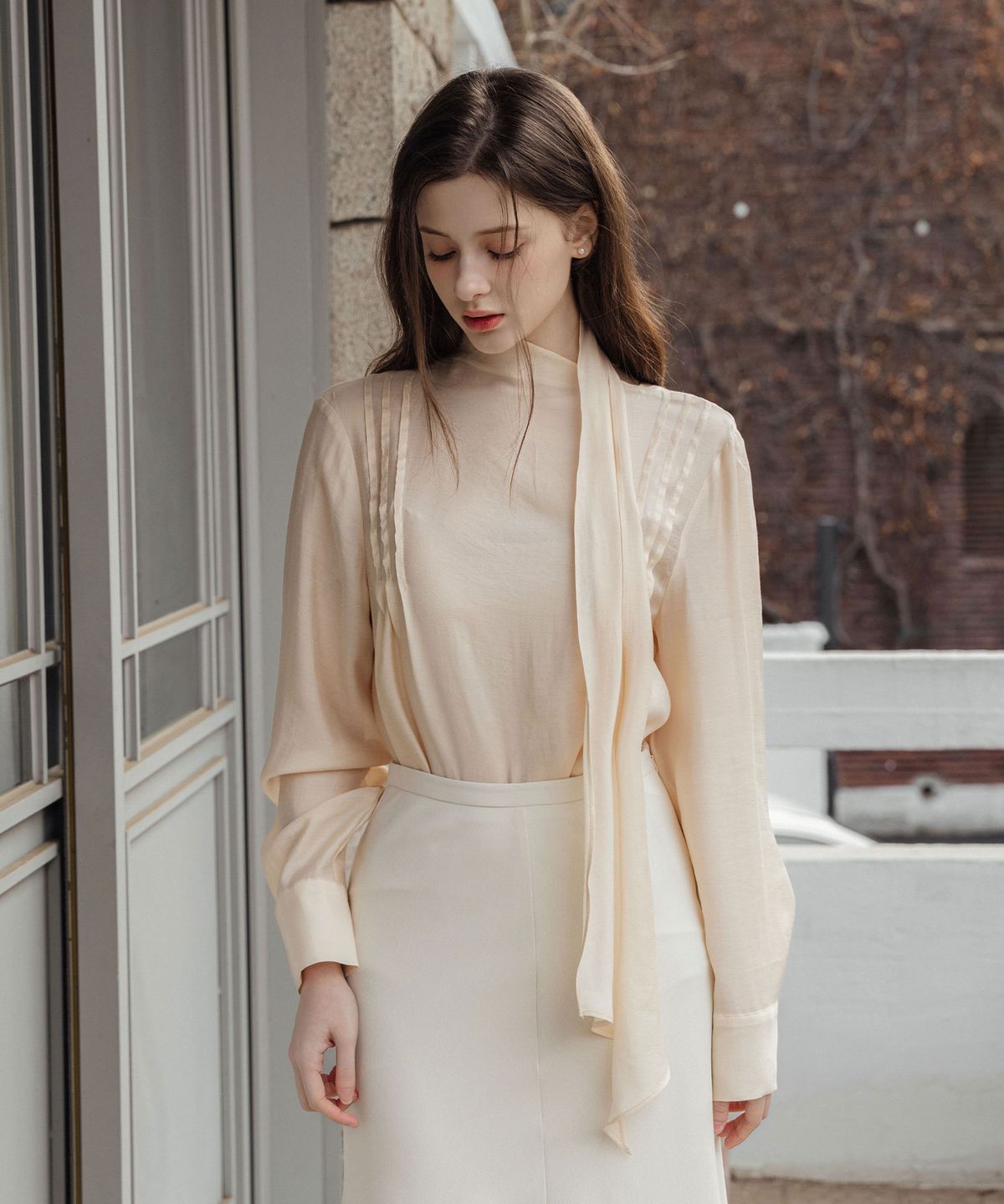 로트르드민(LAUTREDE MIN) Page Tied Blouse