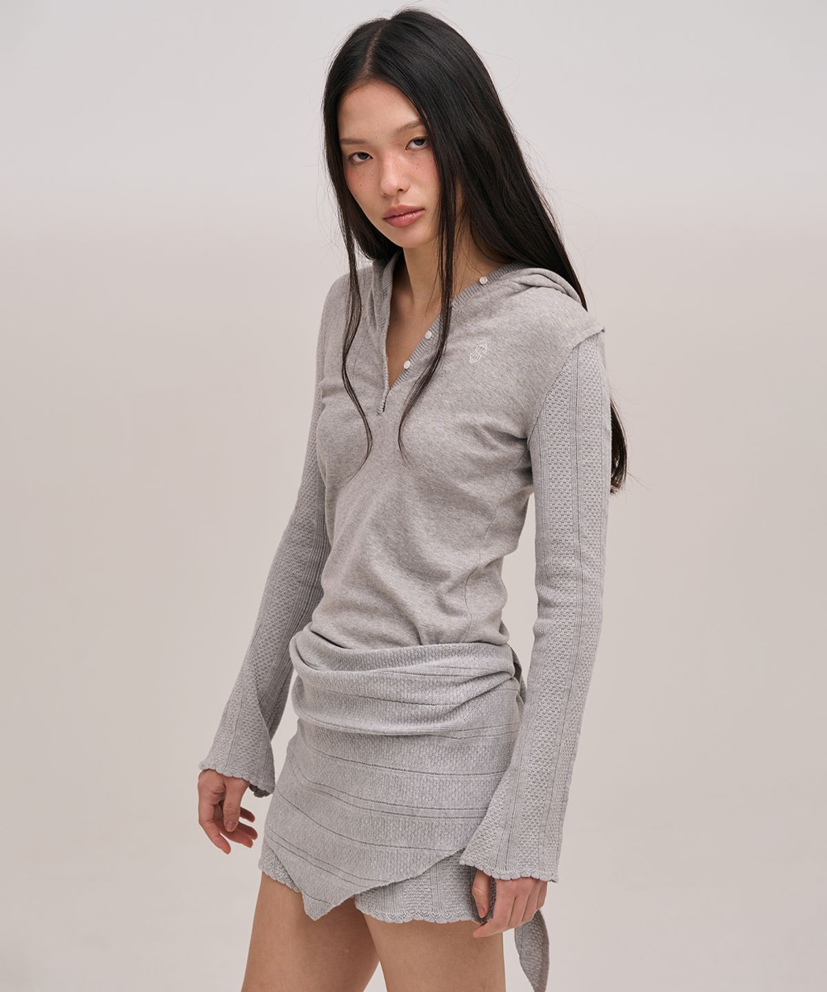 졸리앙볼(JOLIEENVOL) POINTELLE SLIM-FIT HOODIE (GREY)