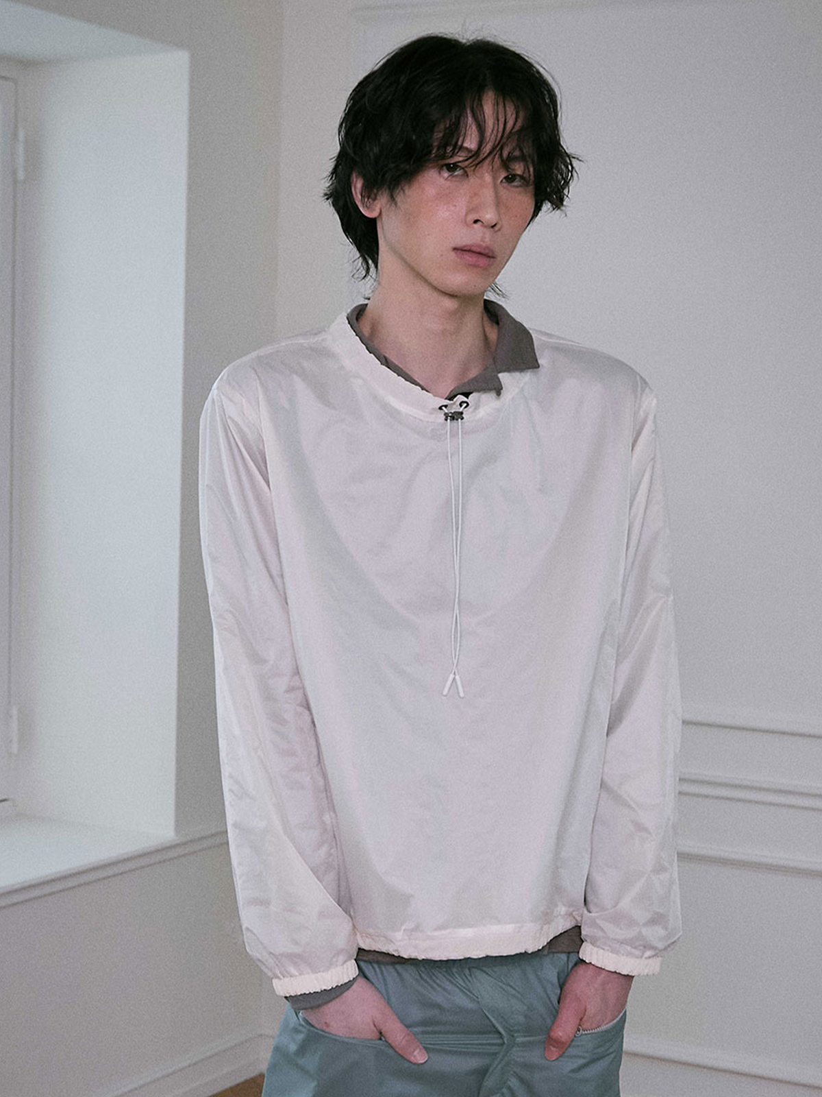 로움(ROWM) ETHAN WIND TOP (CREAM)