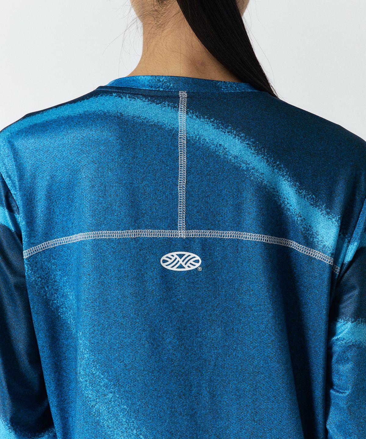 미나수(MENASOO) Flow Graphic Long Sleeve T Shirt