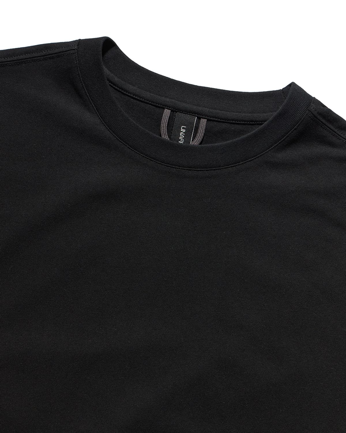언어펙티드 에센셜(UNAFFECTED ESSENTIAL) EASY COMFORT SLEEVELESS / BLACK