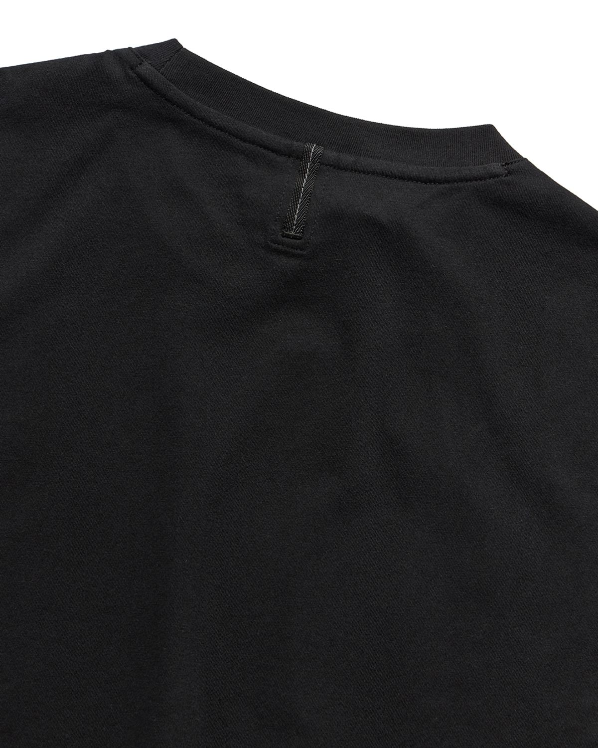 언어펙티드 에센셜(UNAFFECTED ESSENTIAL) EASY COMFORT SLEEVELESS / BLACK