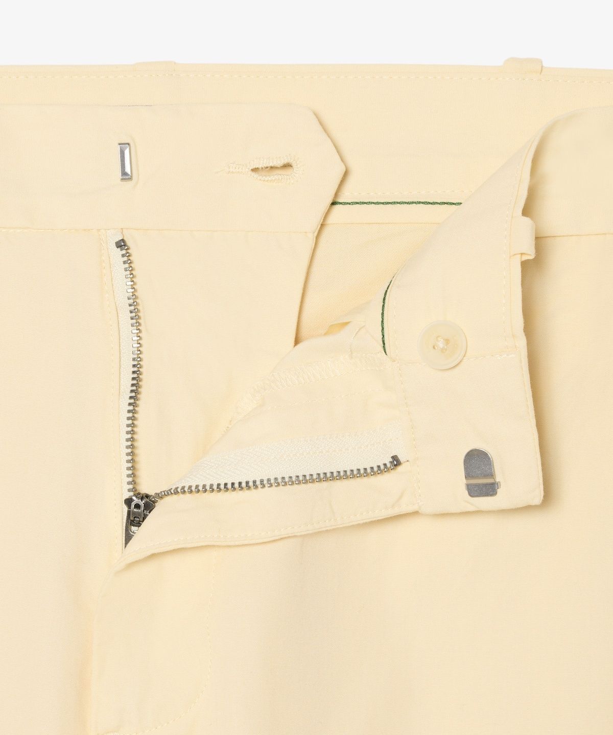 라코스테(LACOSTE) 남성 레귤러 핏 라이트 포플린 치노 HH6283-56G 056