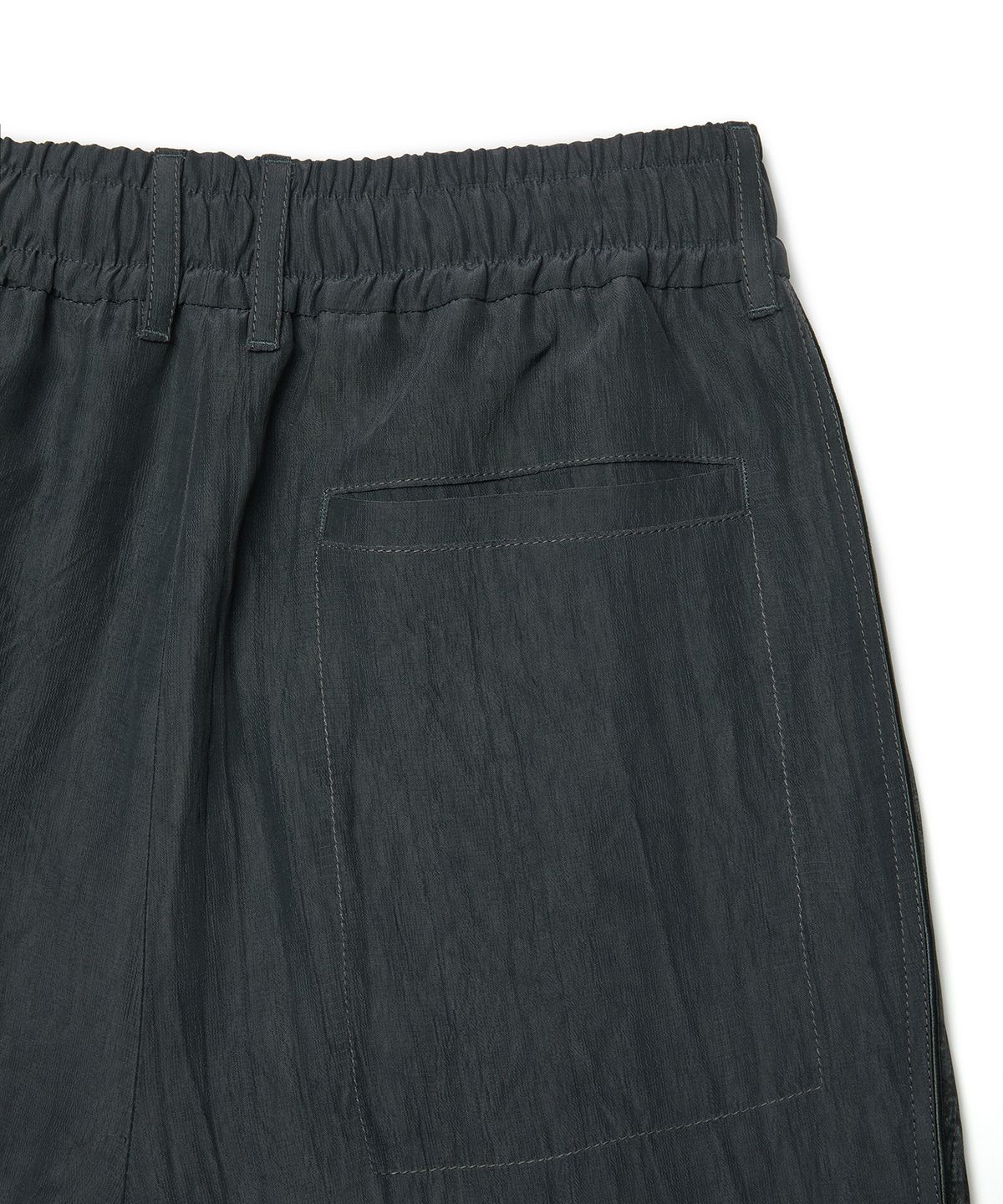 엠엠아이씨(MMIC) GLINT PANTS (CHARCOAL)