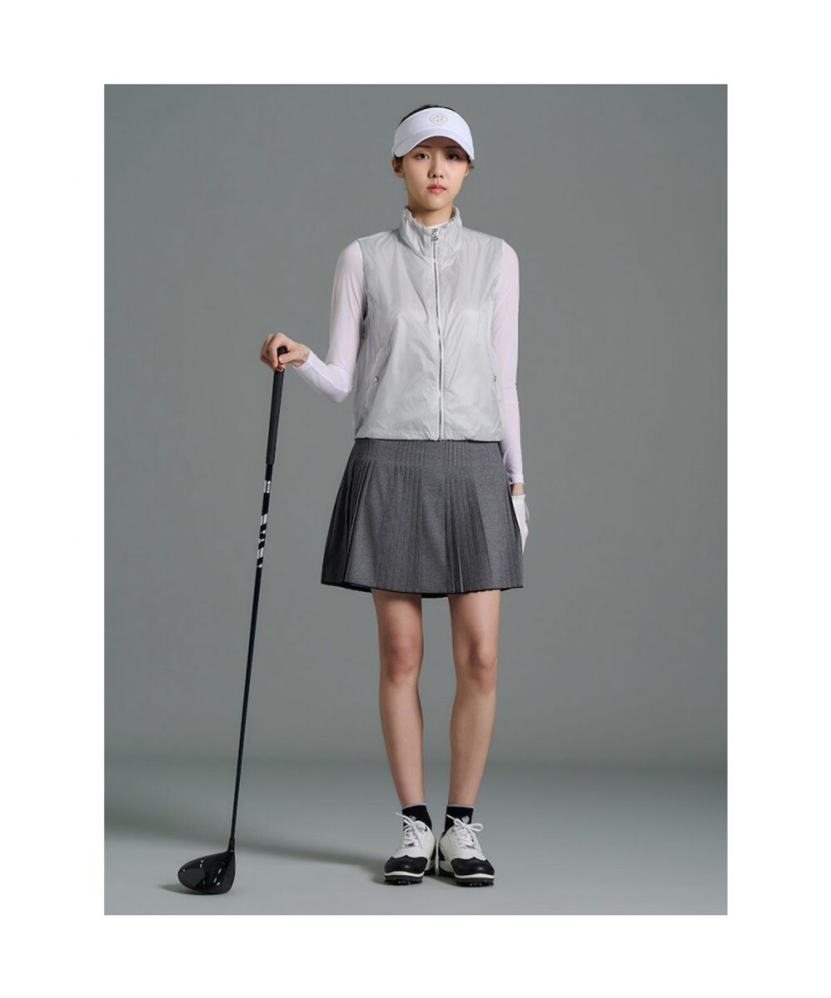 빈폴골프(BEANPOLE GOLF) 여성 경량 홑겹 타공믹스 베스트 - 라이트 그레이