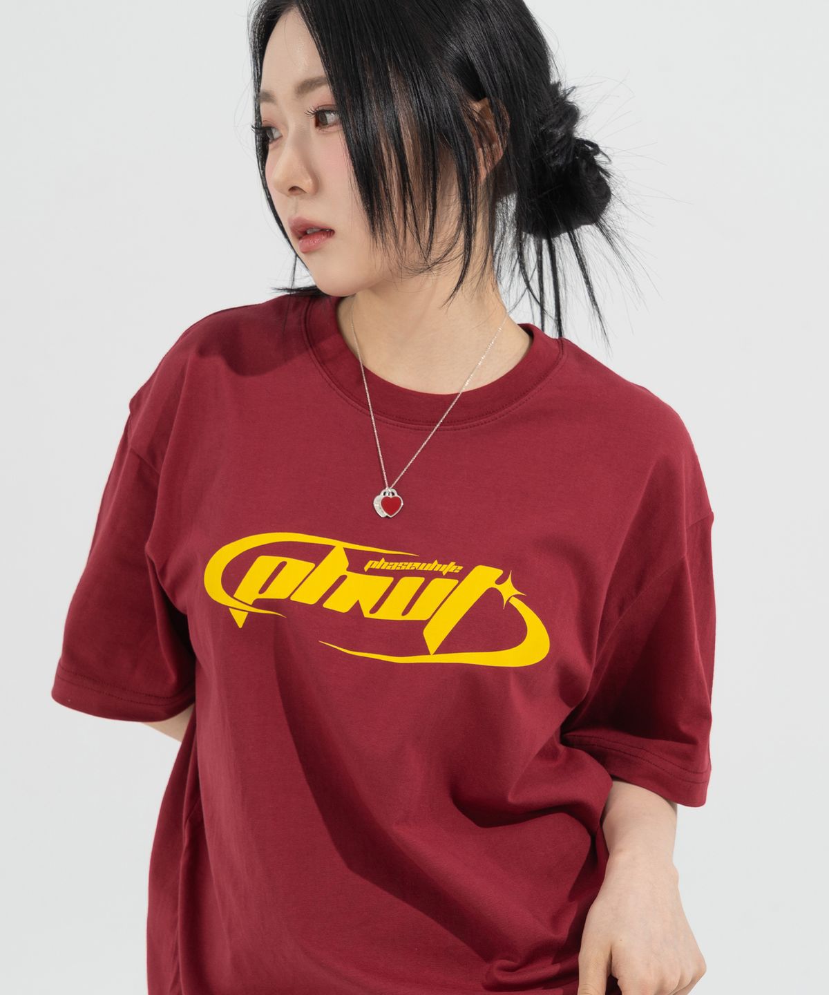 페이즈화이트(PHASEWHITE) [PHASE_1] MILLENIUM LOGO TEE_BURGUNDY / 8802026-ST04