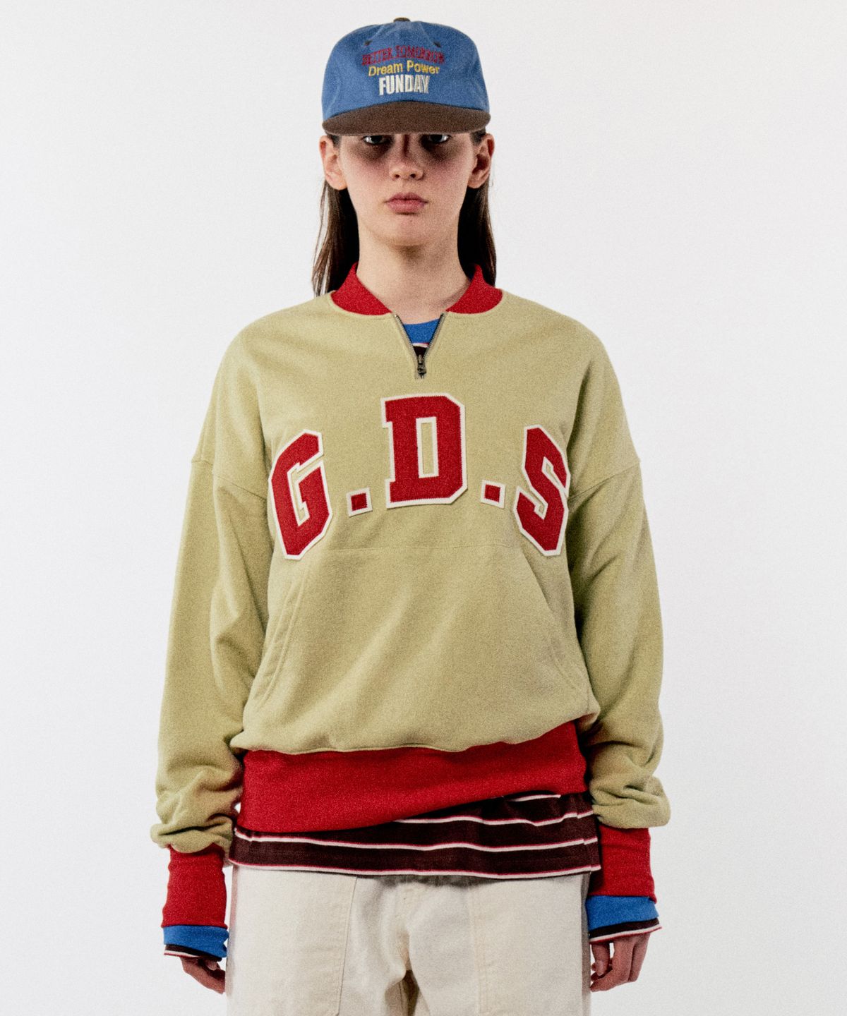 골든선샤인(GOLDEN SUNSHINE) G.D.S ROUND HALF ZIP-UP_MISTKIWI
