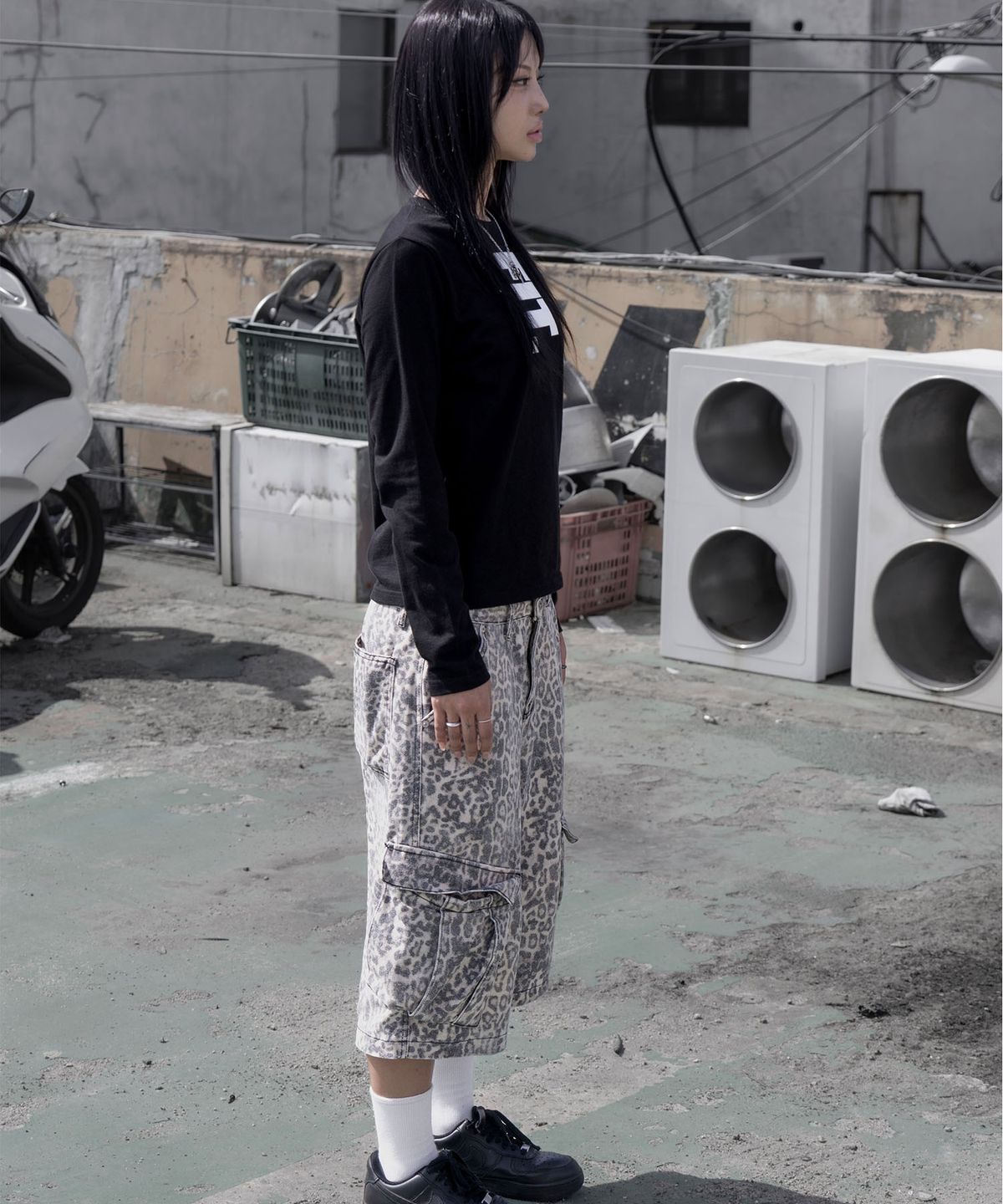 씨티씨(CTC) Unfiltered-fit long sleeve tee (black)
