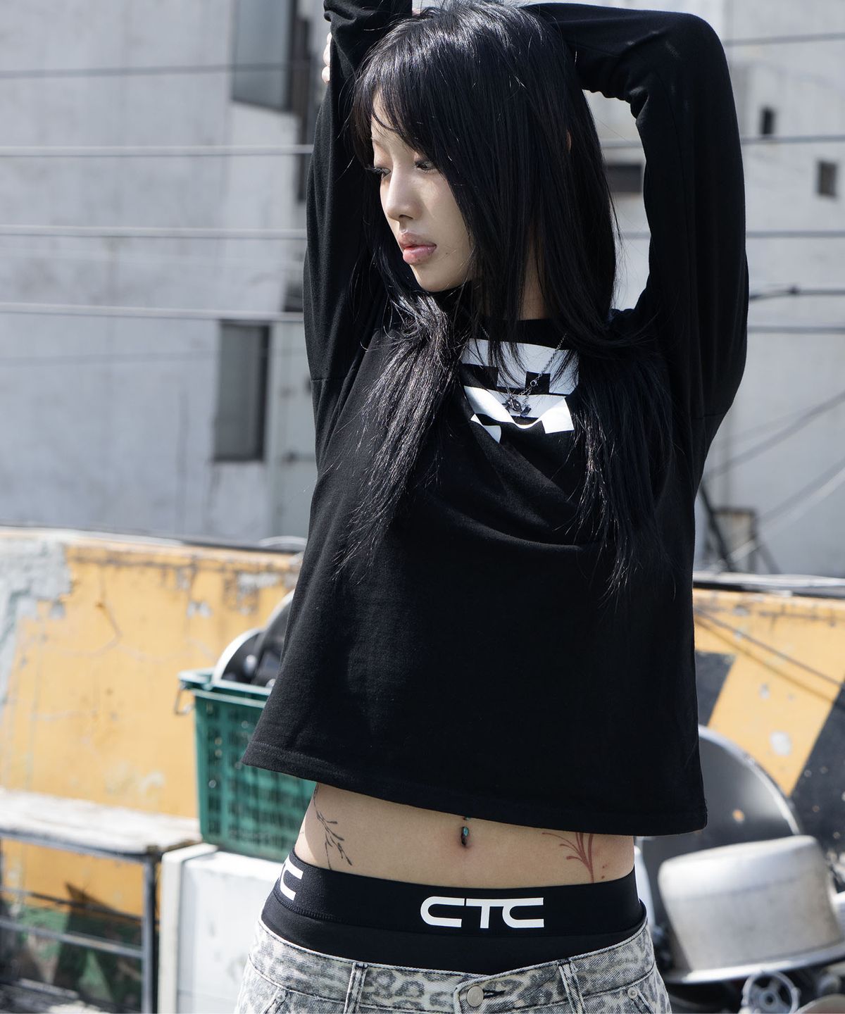 씨티씨(CTC) Unfiltered-fit long sleeve tee (black)