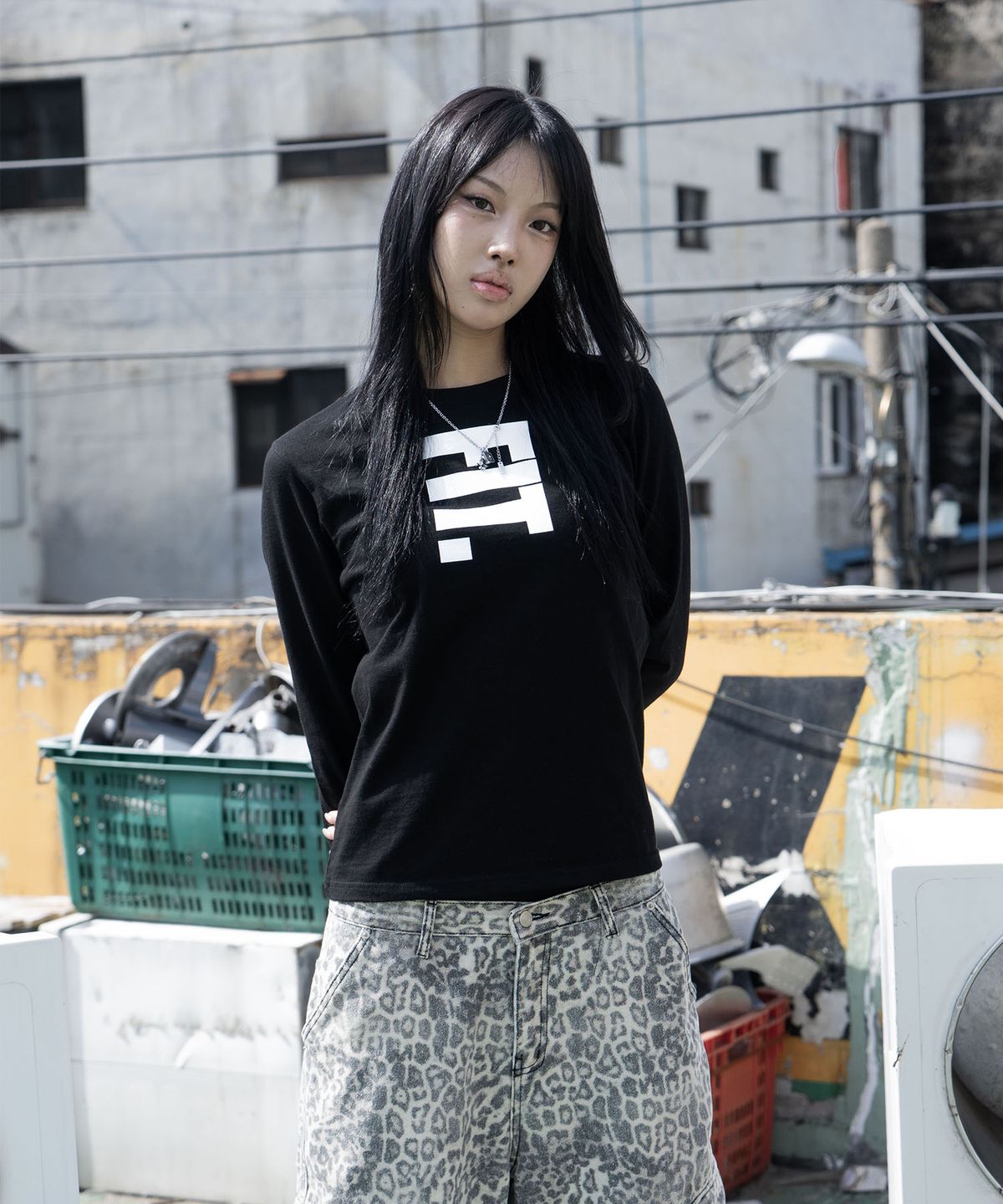 씨티씨(CTC) Unfiltered-fit long sleeve tee (black)