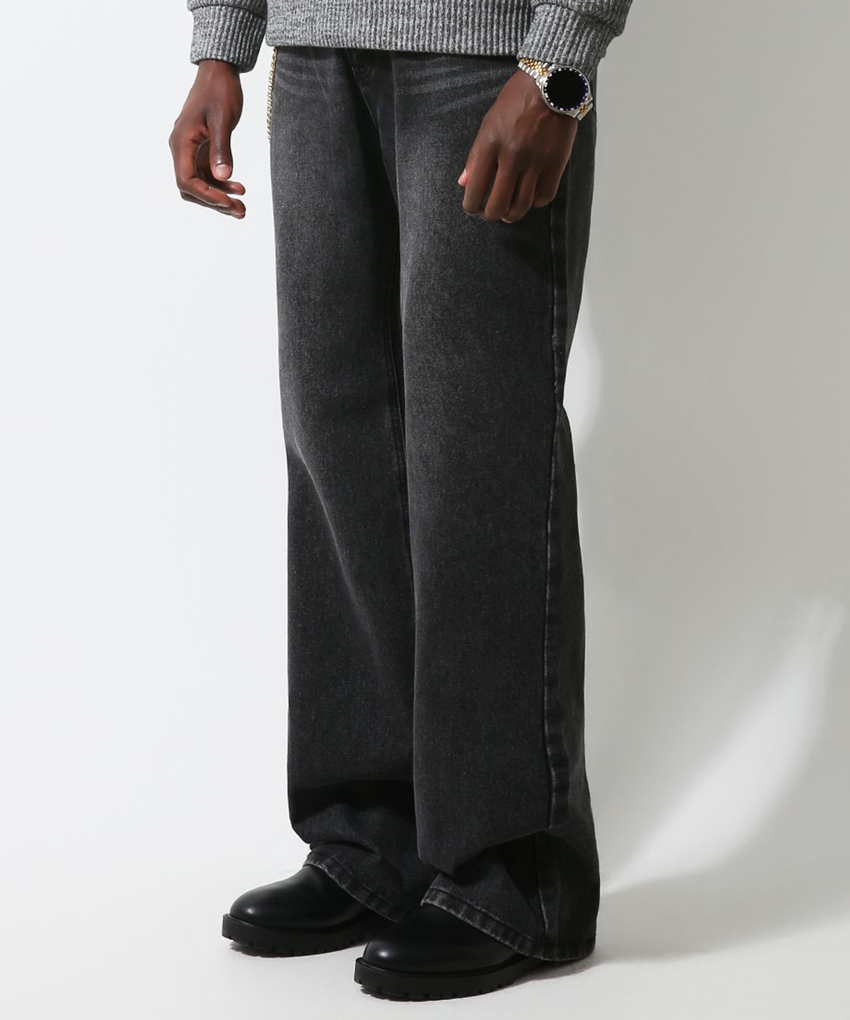 스트라이크(STRIKE) Black Light Wash Long Flare Denim