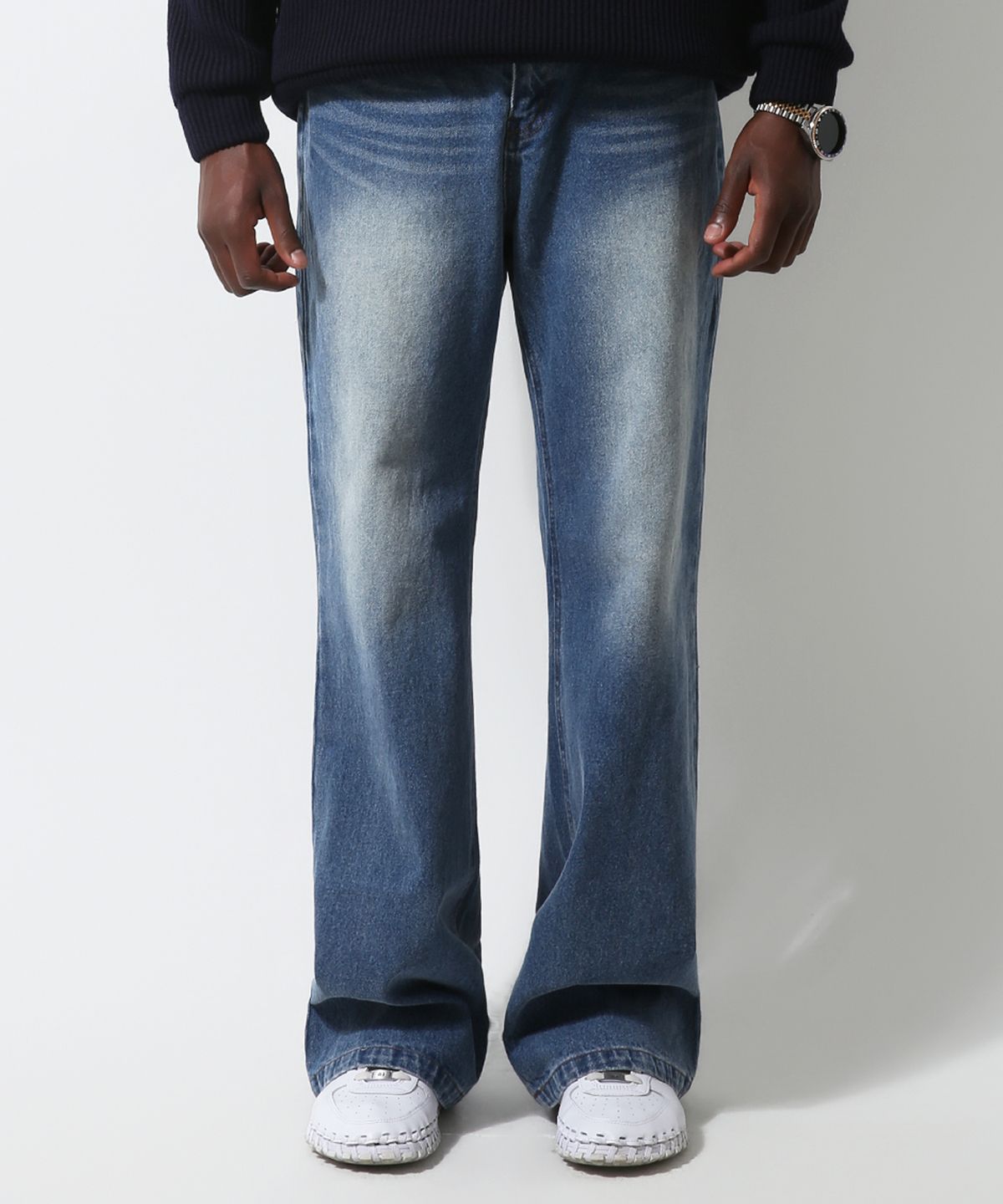 스트라이크(STRIKE) Medium Blue Wash Long Flare Denim