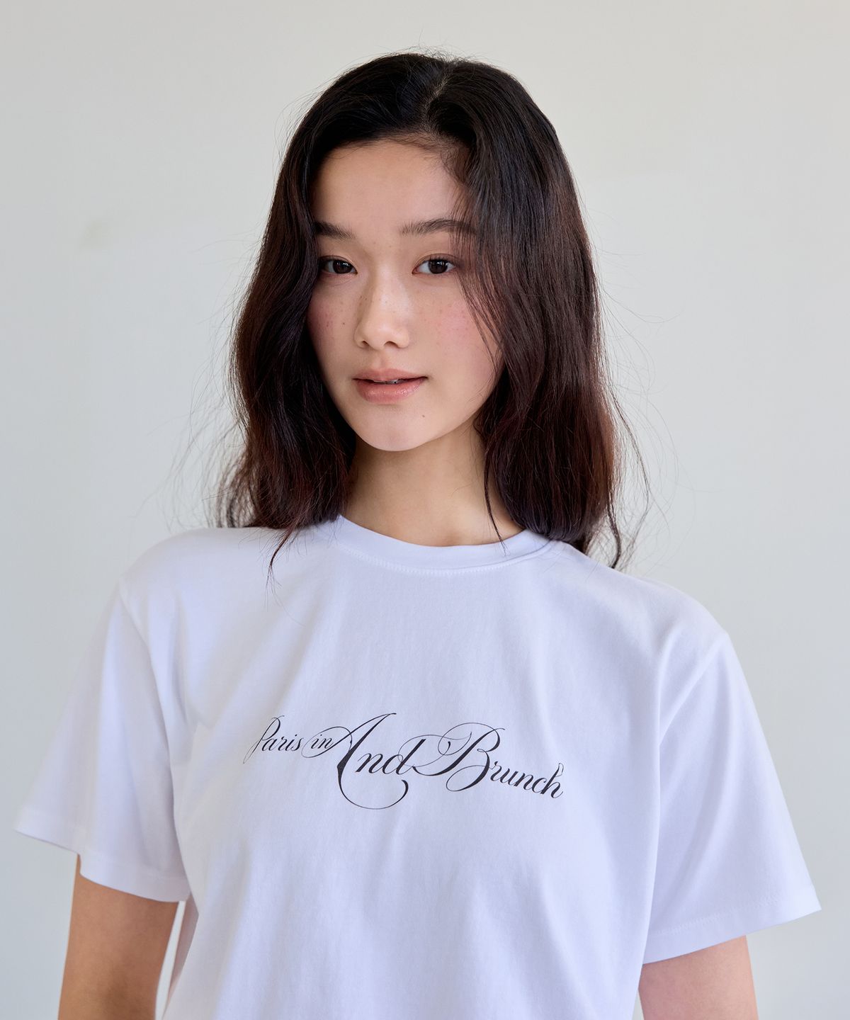 더엘로(THEELO) 아이코닉 로고 티 (Ivory)