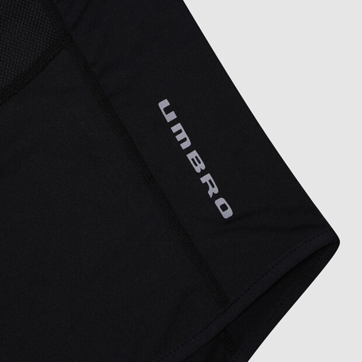 엄브로(UMBRO) 스포츠 냉감 스카프 블랙 UR223SAO52