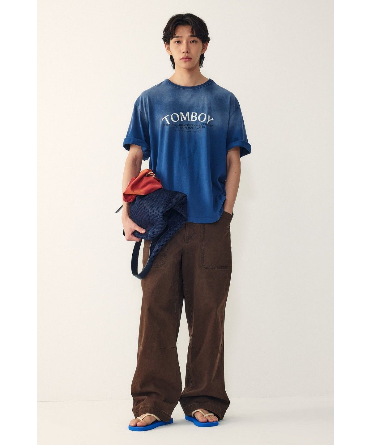 스튜디오 톰보이(STUDIO TOMBOY) [MEN] 스프레이 워싱 로고 티셔츠_다크 블루 9156222214