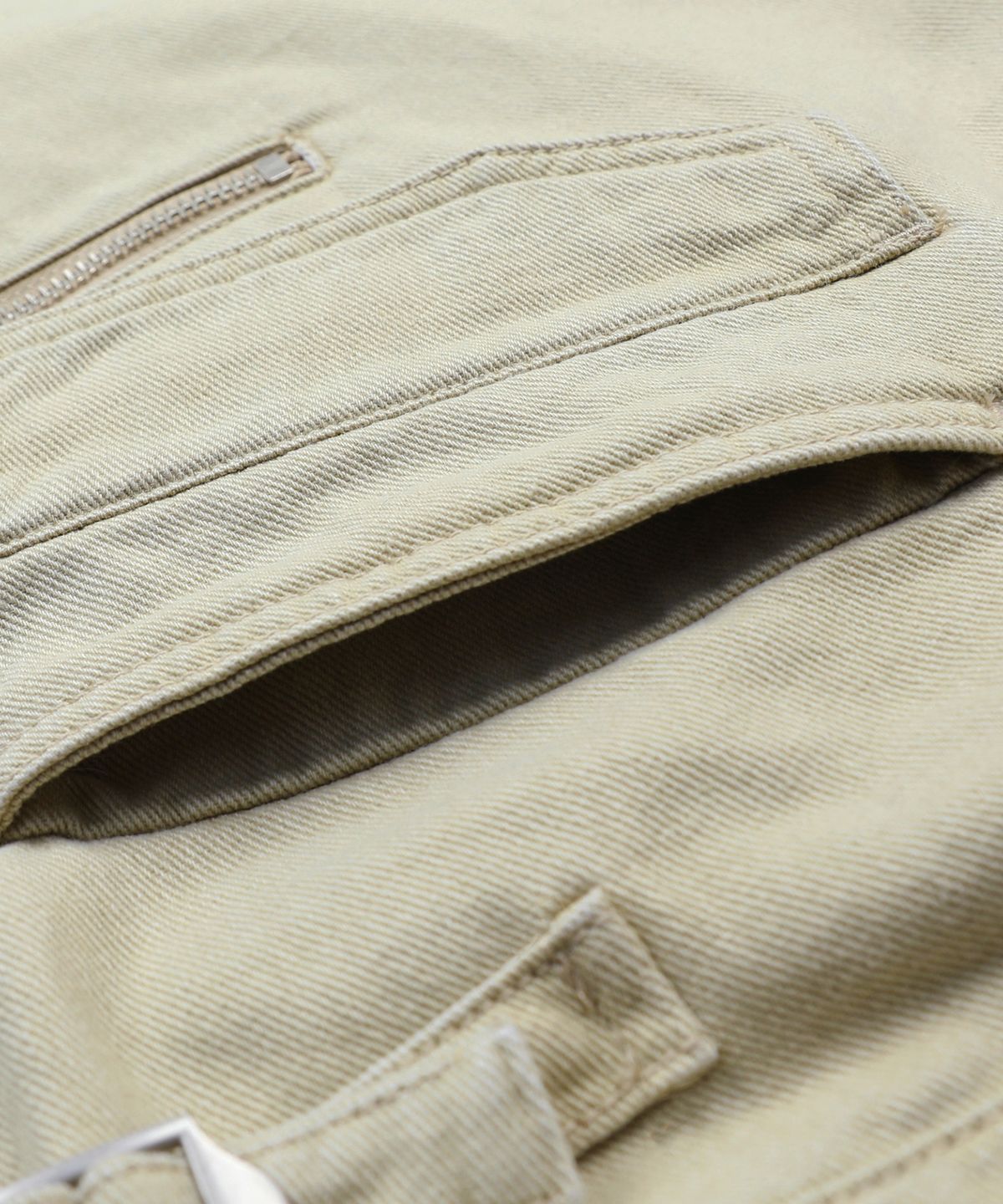 엑스톤즈(XTONZ) XF013 멀티 카고 포켓 버뮤다 코튼 팬츠 (BEIGE)