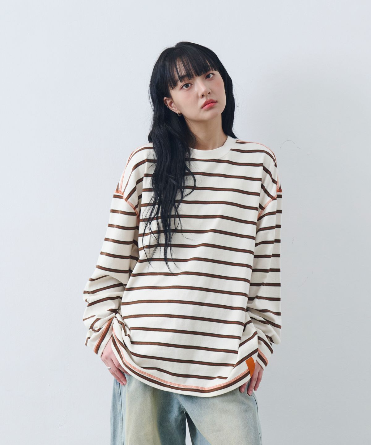 논타입(NONTYPE) STRIPE COMFY L/S T-SHIRTS (KHAKI)