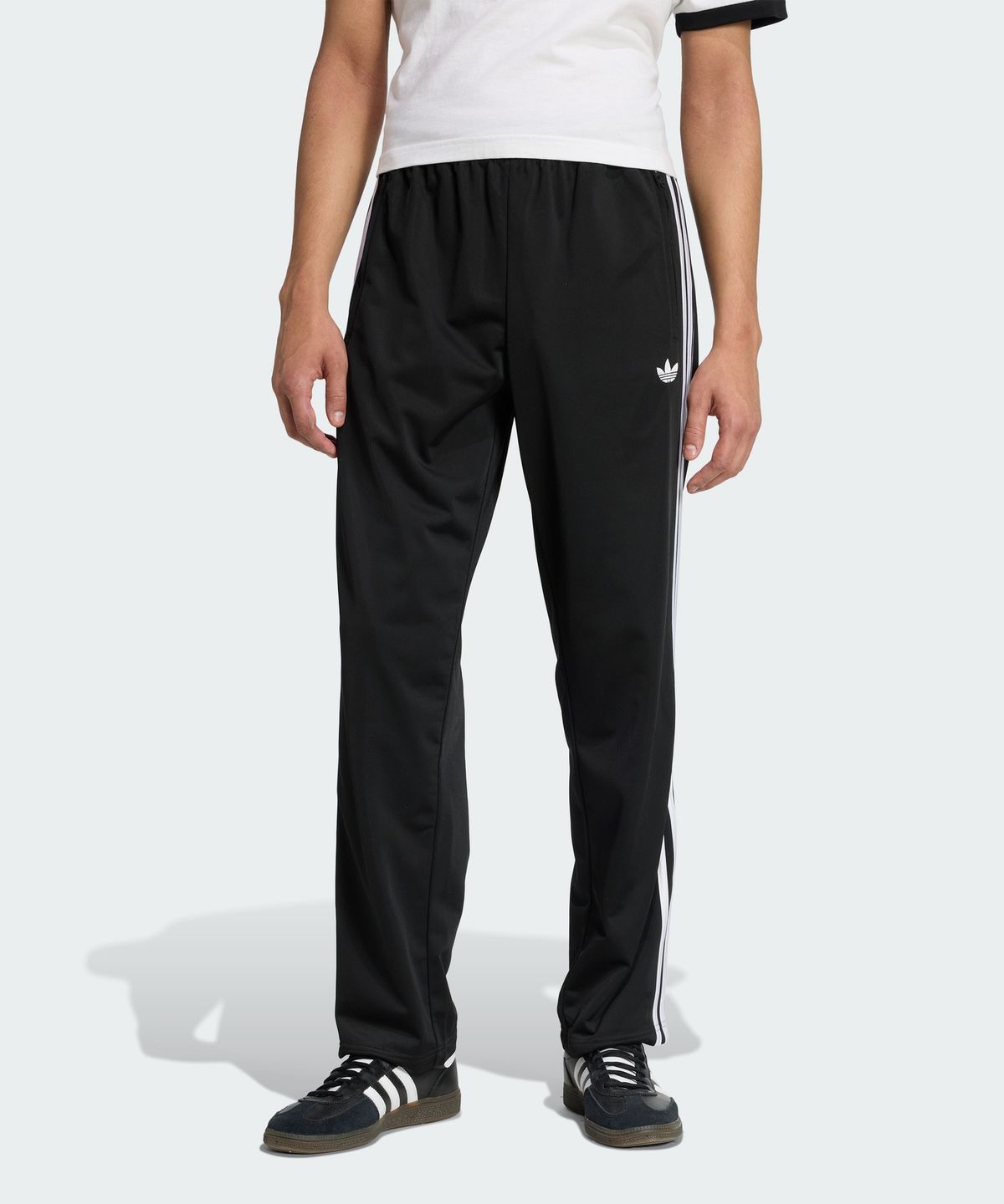 아디다스(ADIDAS) 파이어버드 트랙 팬츠 - 블랙 / KD8315