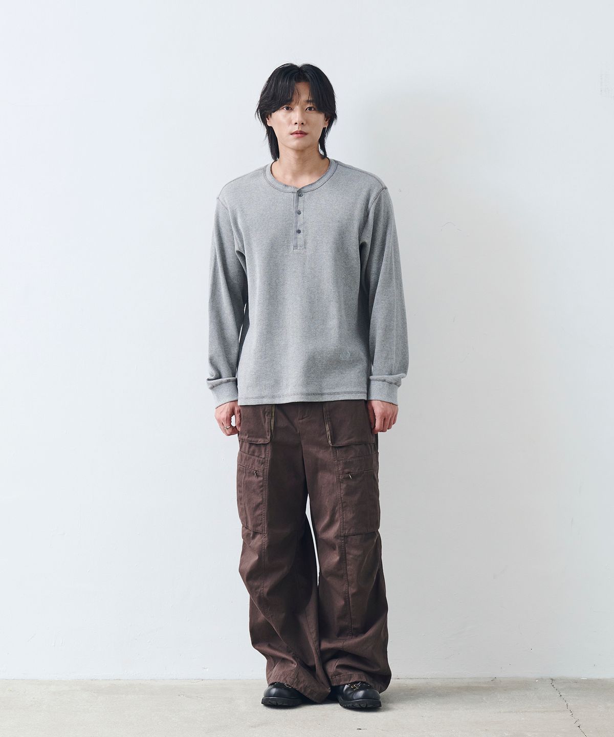 논타입(NONTYPE) WAFFLE HERNY NECK T-SHIRTS (MELANGE GRAY)