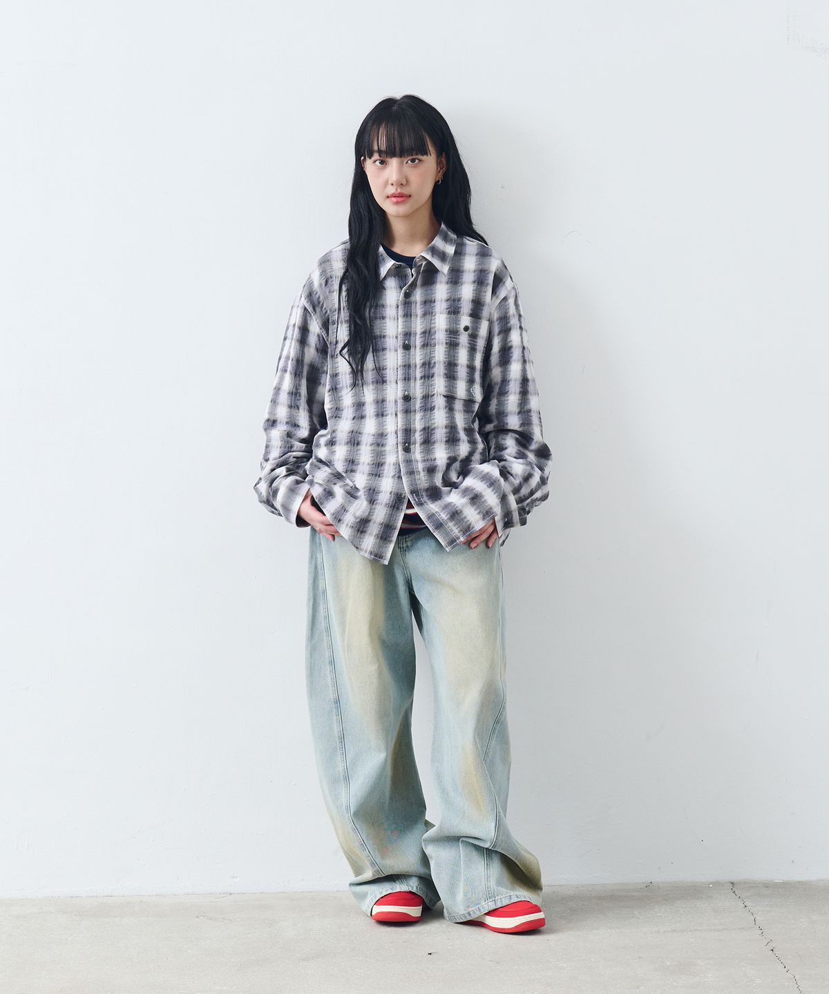 논타입(NONTYPE) GARMENT WASHED OMBRE CHECK SHIRTS (CHECK GREY)