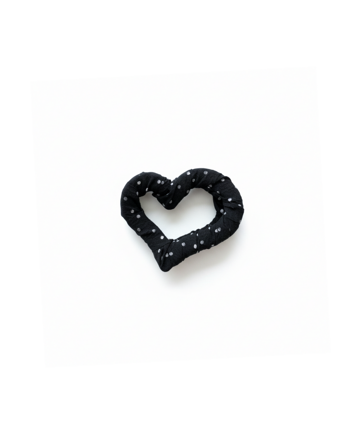 릴리코리(LILYKORI) Dot Heart Hair Claw
