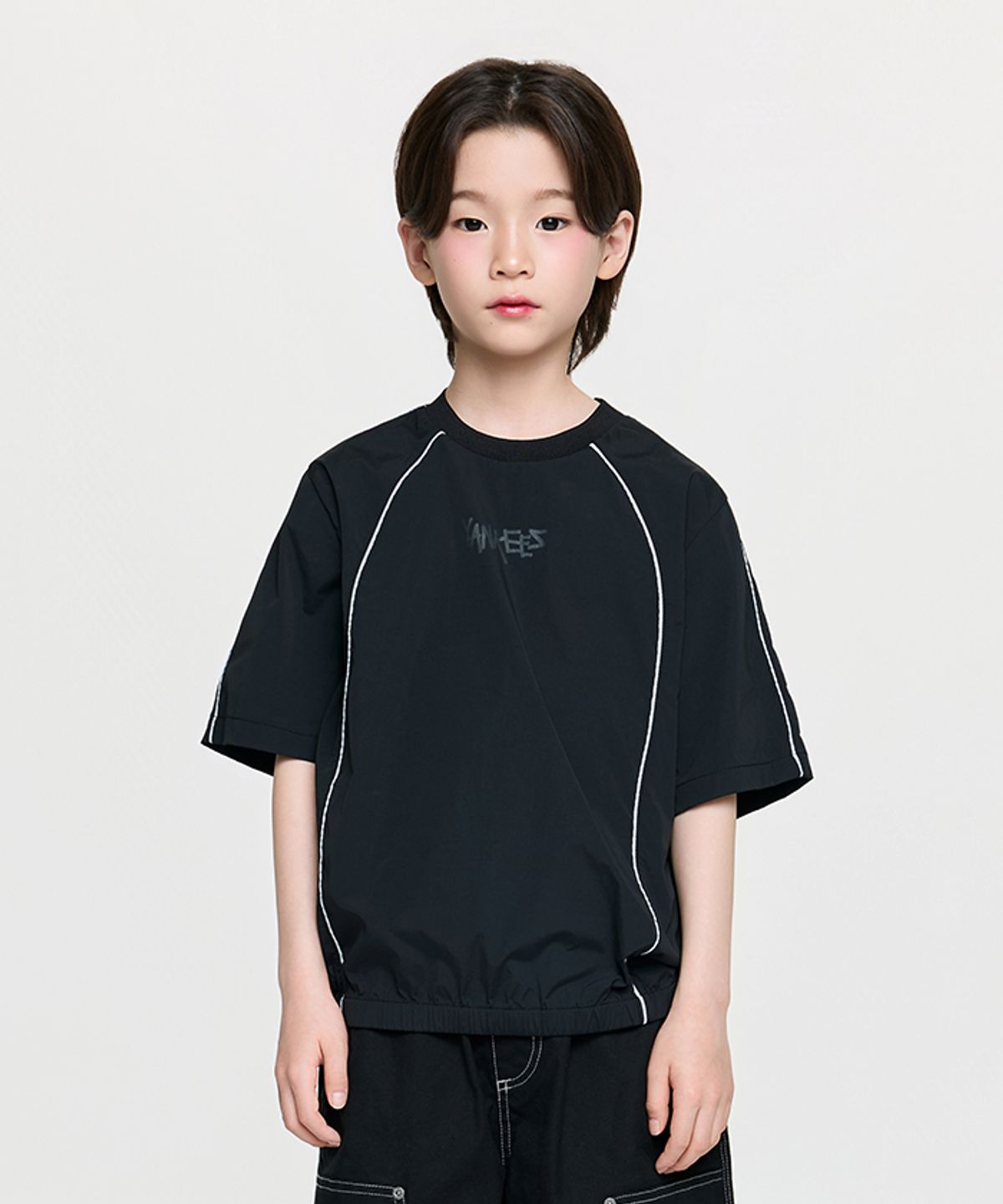 엠엘비 키즈(MLB KIDS) 스트릿 베이직 우븐 빅로고 아트웍 티셔츠 NY (Black)