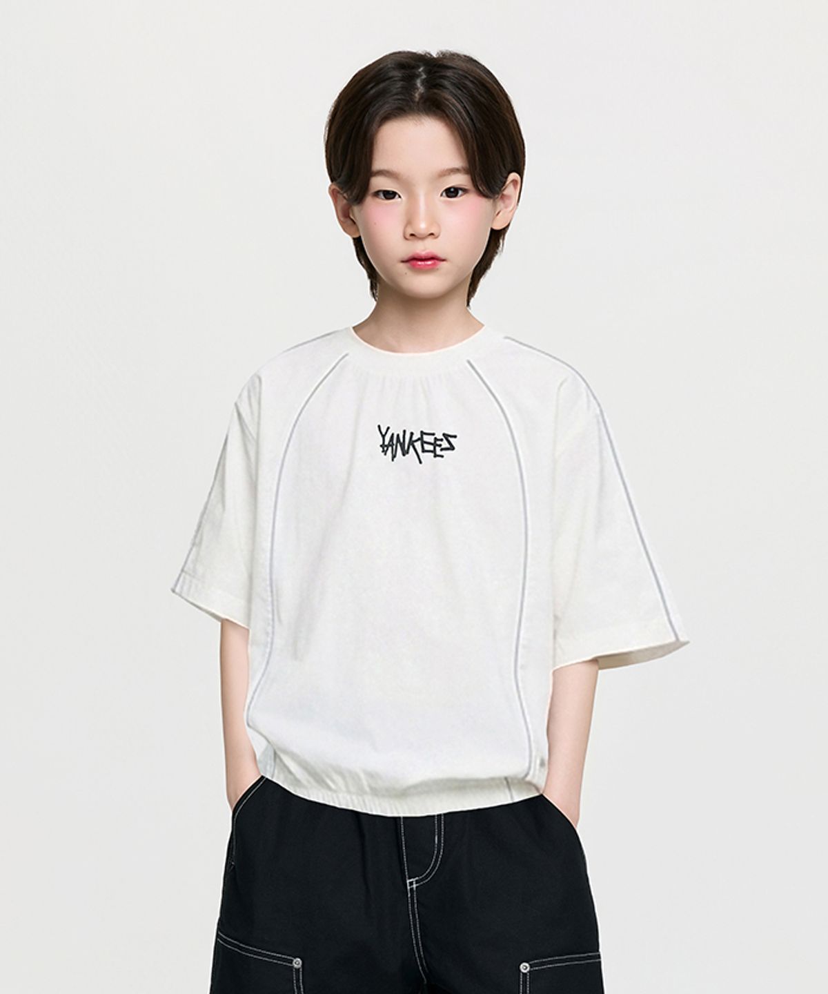 엠엘비 키즈(MLB KIDS) 스트릿 베이직 우븐 빅로고 아트웍 티셔츠 NY (White)