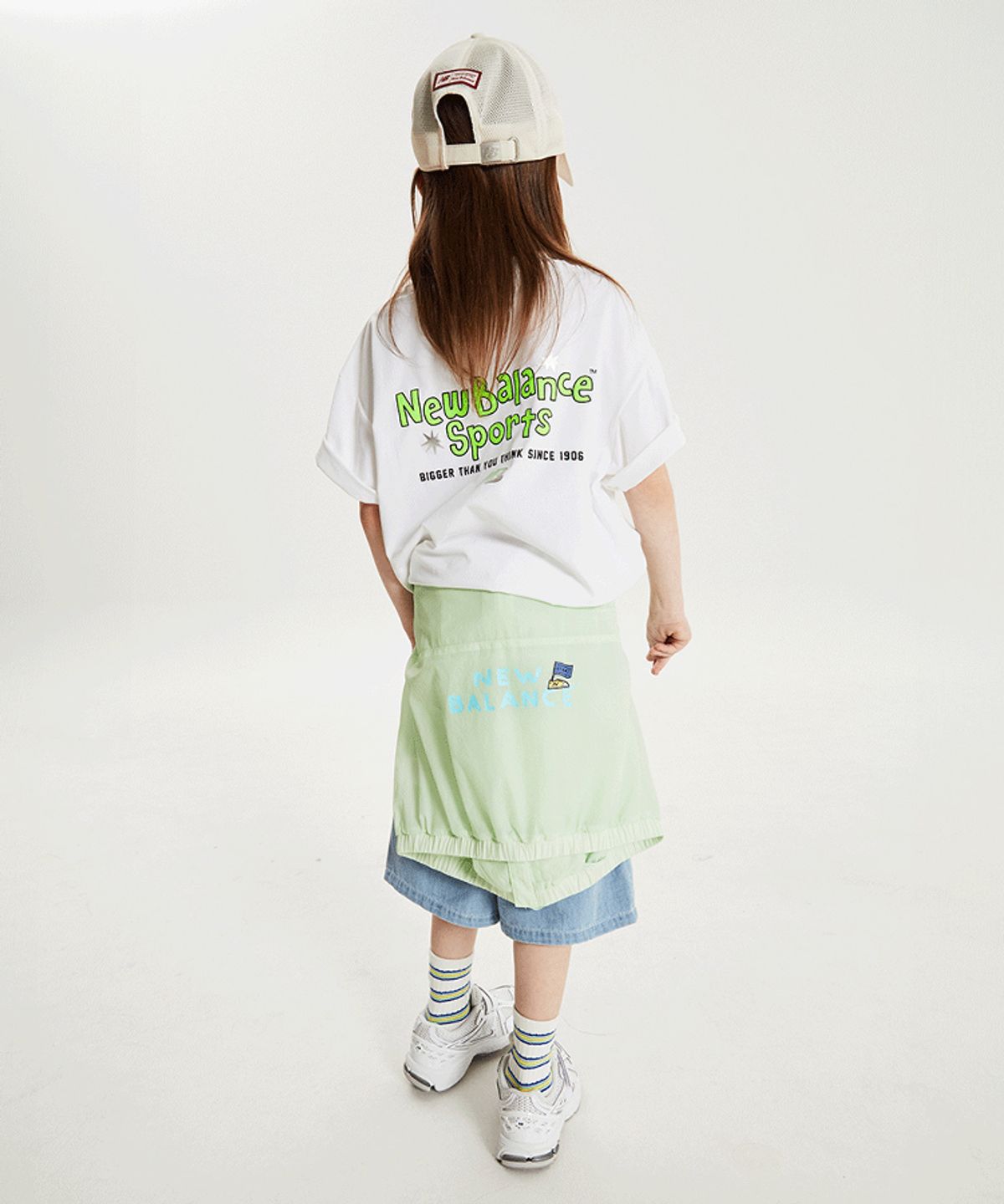 뉴발란스 키즈(NEWBALANCEKIDS) STELLAR PLAY GROUND_아동 로고  반팔티 NK9EG2501U10
