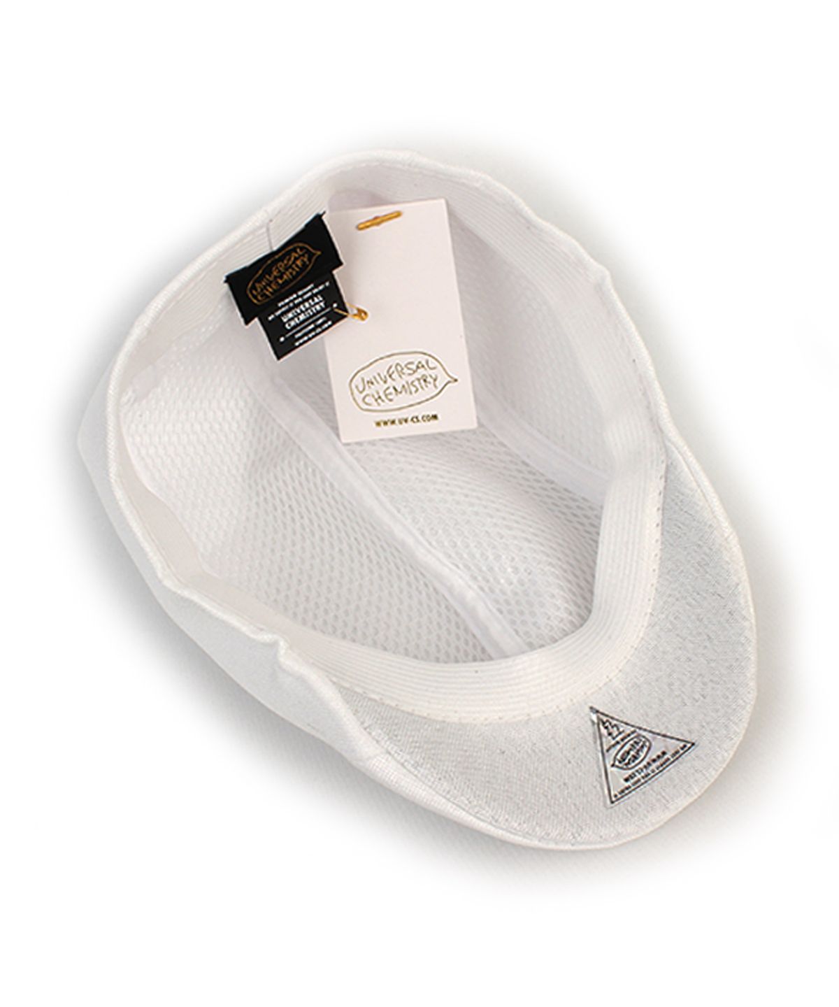 유니버셜 케미스트리(UNIVERSAL CHEMISTRY) Poly White Huntingcap 헌팅캡