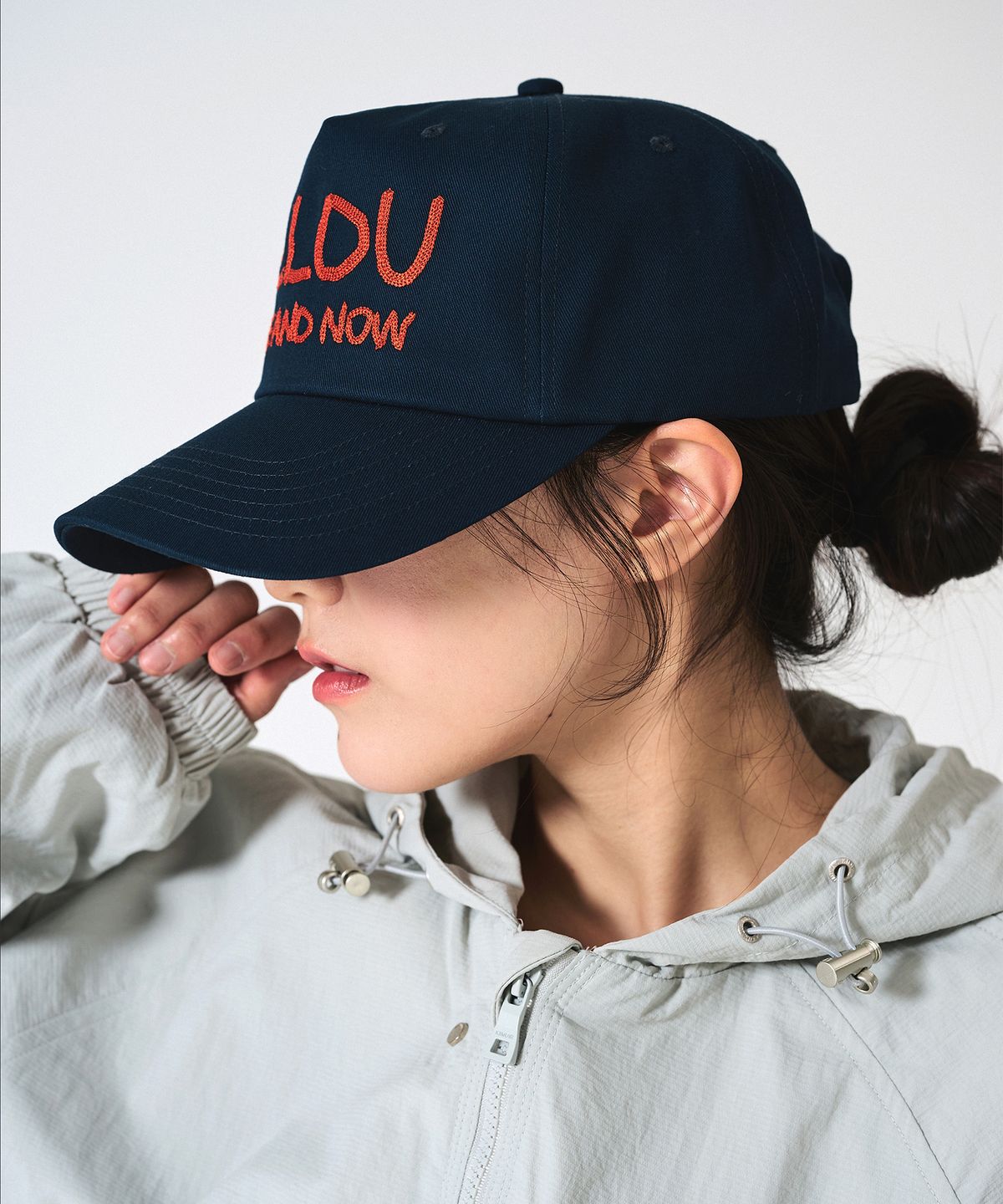 엘두(ELLDU) 웨이버 체인 스티치 캡 네이비