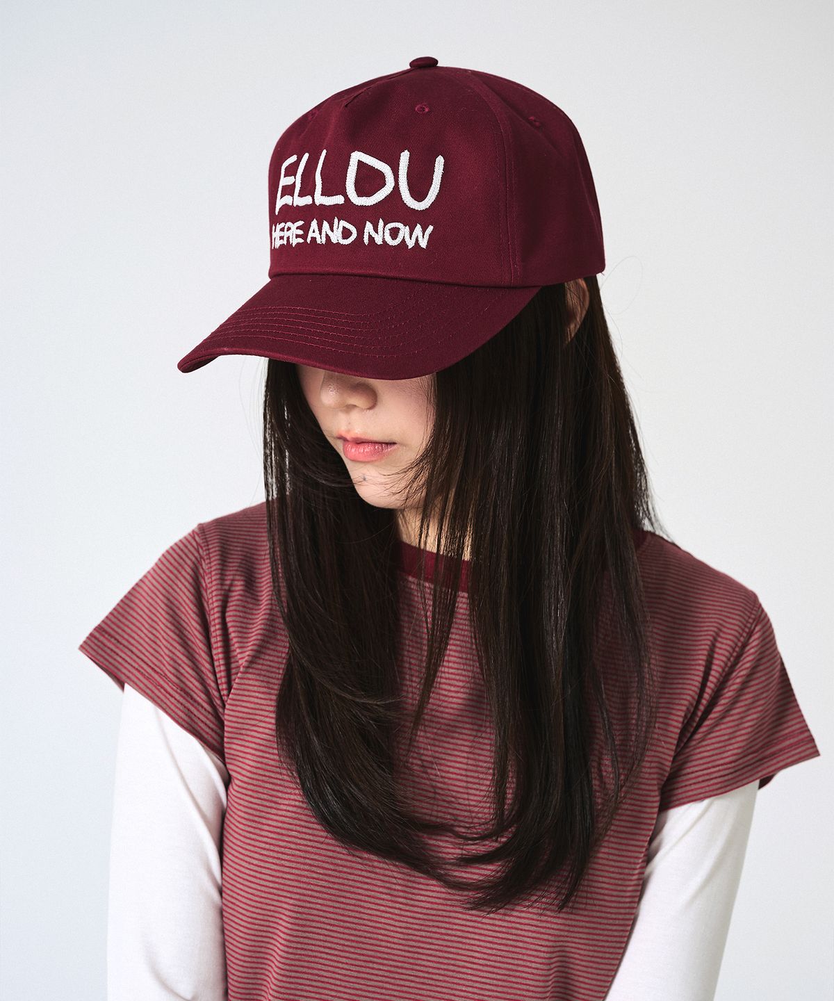 엘두(ELLDU) 웨이버 체인 스티치 캡 플럼