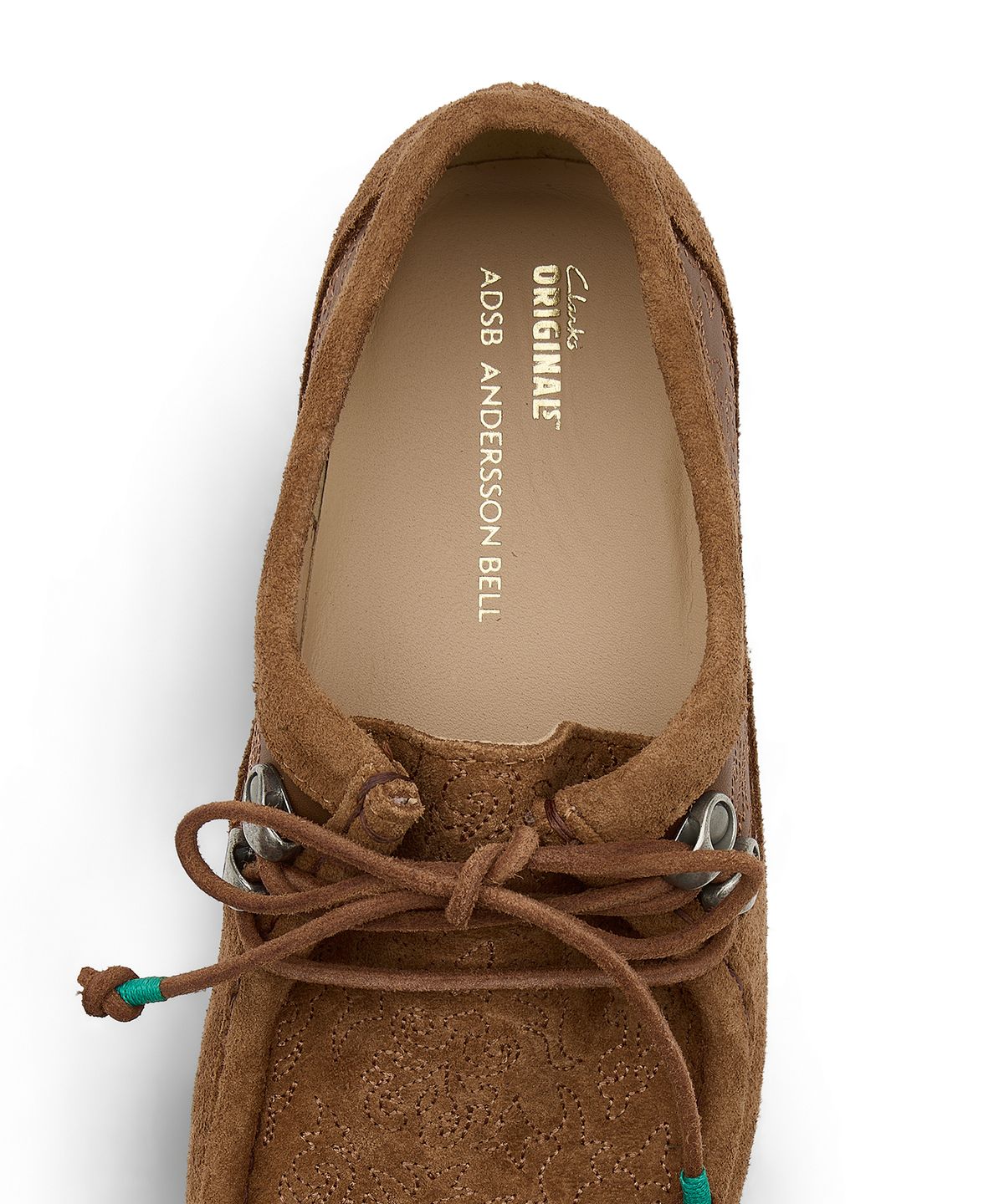 클락스 오리지널스(CLARKS ORIGINALS) [Clarks Originals x ADSB] 왈라비 엠브로이더리 - 탠 / AAA531UTAN
