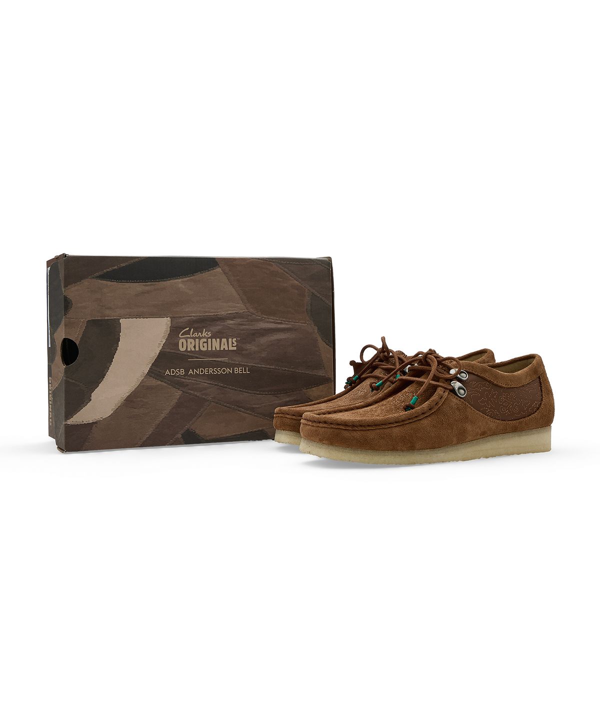 클락스 오리지널스(CLARKS ORIGINALS) [Clarks Originals x ADSB] 왈라비 엠브로이더리 - 탠 / AAA531UTAN
